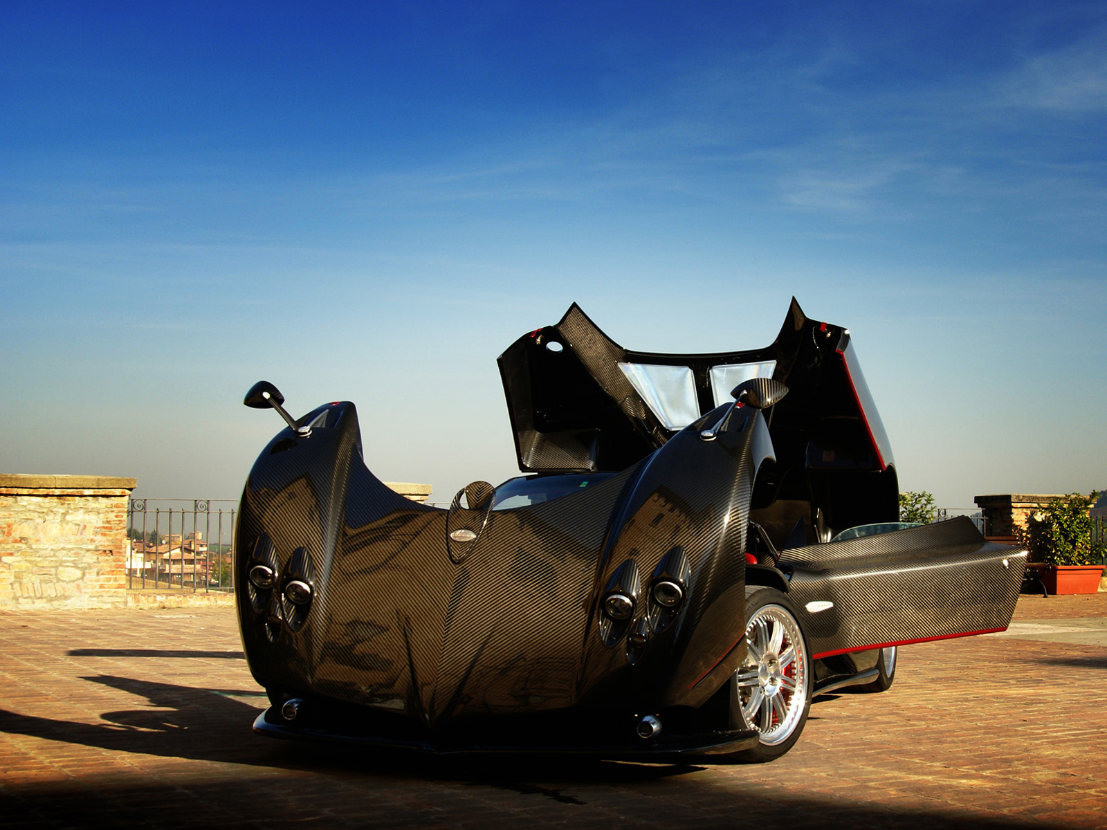 Download mobile wallpaper Pagani, Car, Supercar, Vehicles, Pagani Zonda, Pagani Zonda Roadster F for free.
