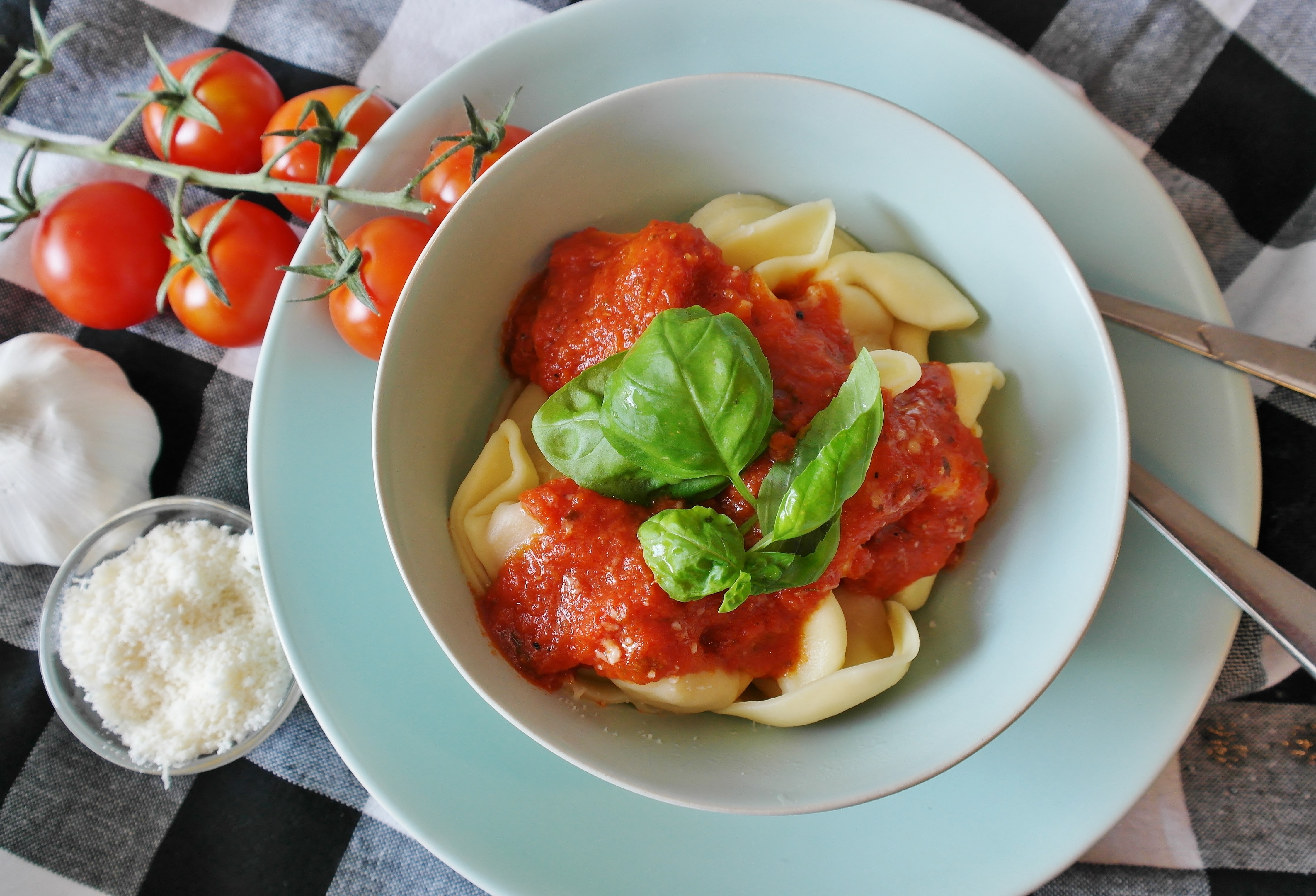 Laden Sie das Tomate, Pasta, Nahrungsmittel-Bild kostenlos auf Ihren PC-Desktop herunter