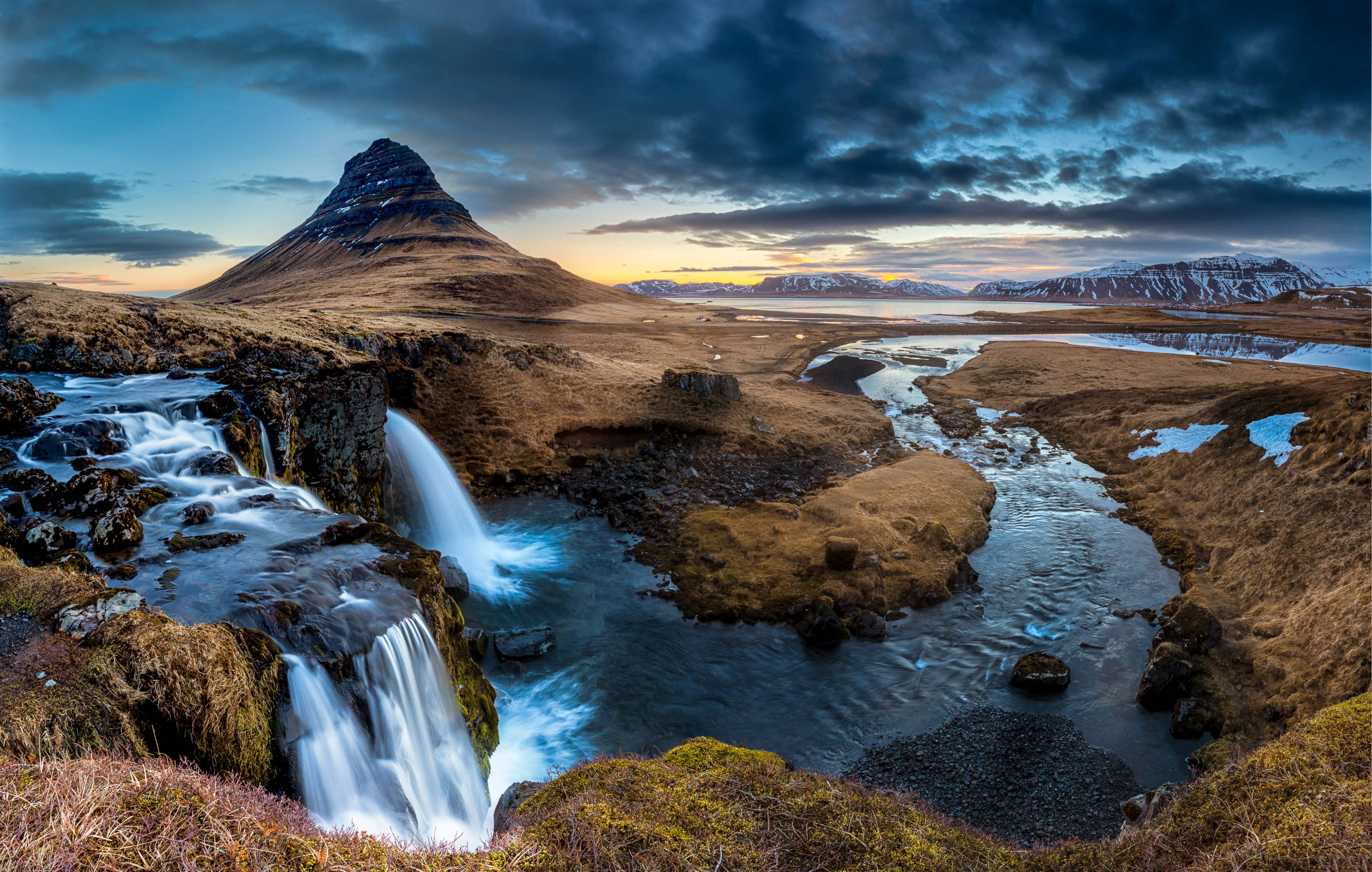 803054 скачать обои природа, земля/природа, киркьюфетль, исландия, киркьюфосс, гора, река, водопад - заставки и картинки бесплатно