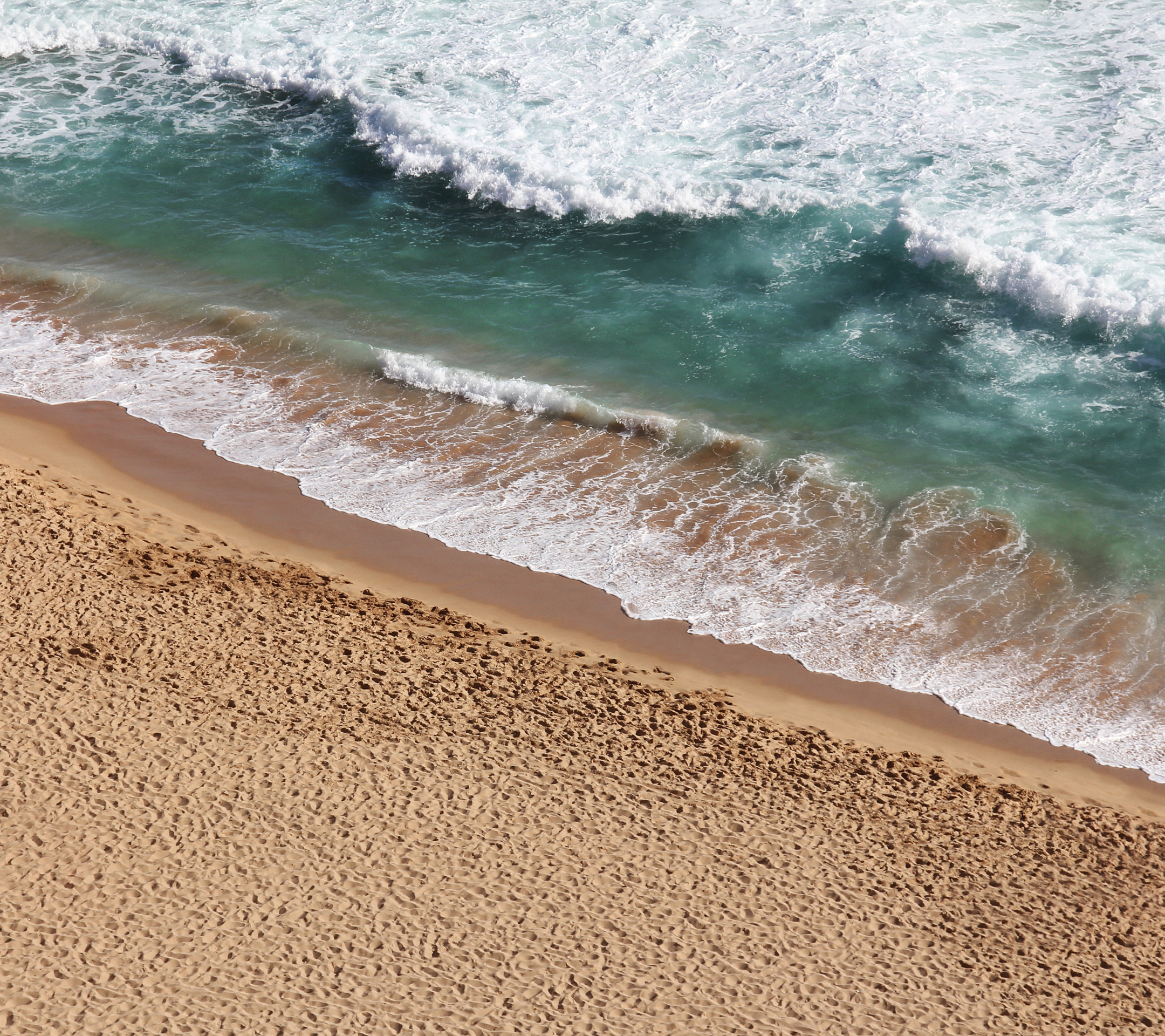 Скачать картинку Природа, Пляж, Песок, Океан, Волна, Земля/природа в телефон бесплатно.