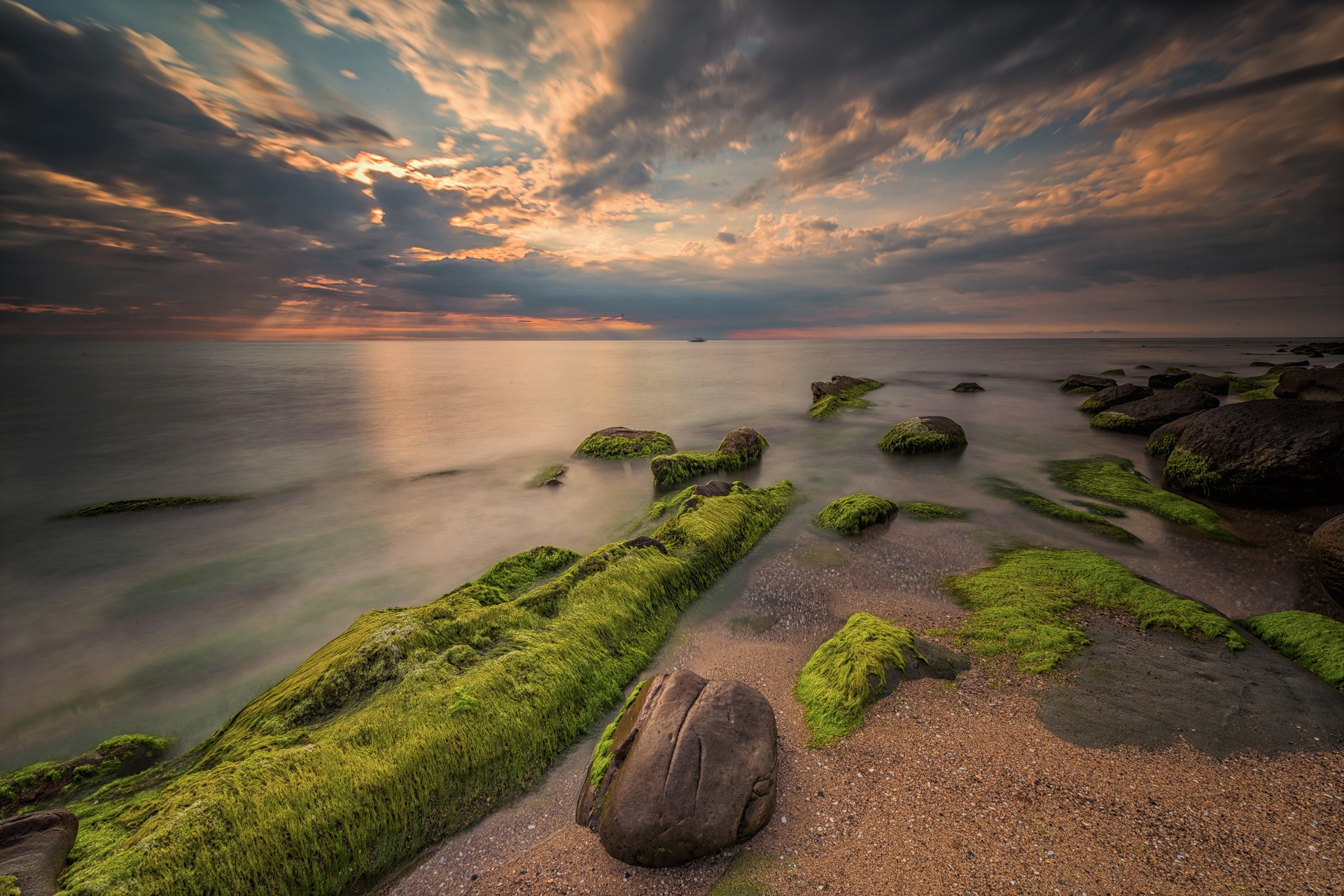 Download mobile wallpaper Sky, Sea, Beach, Horizon, Ocean, Earth, Cloud for free.