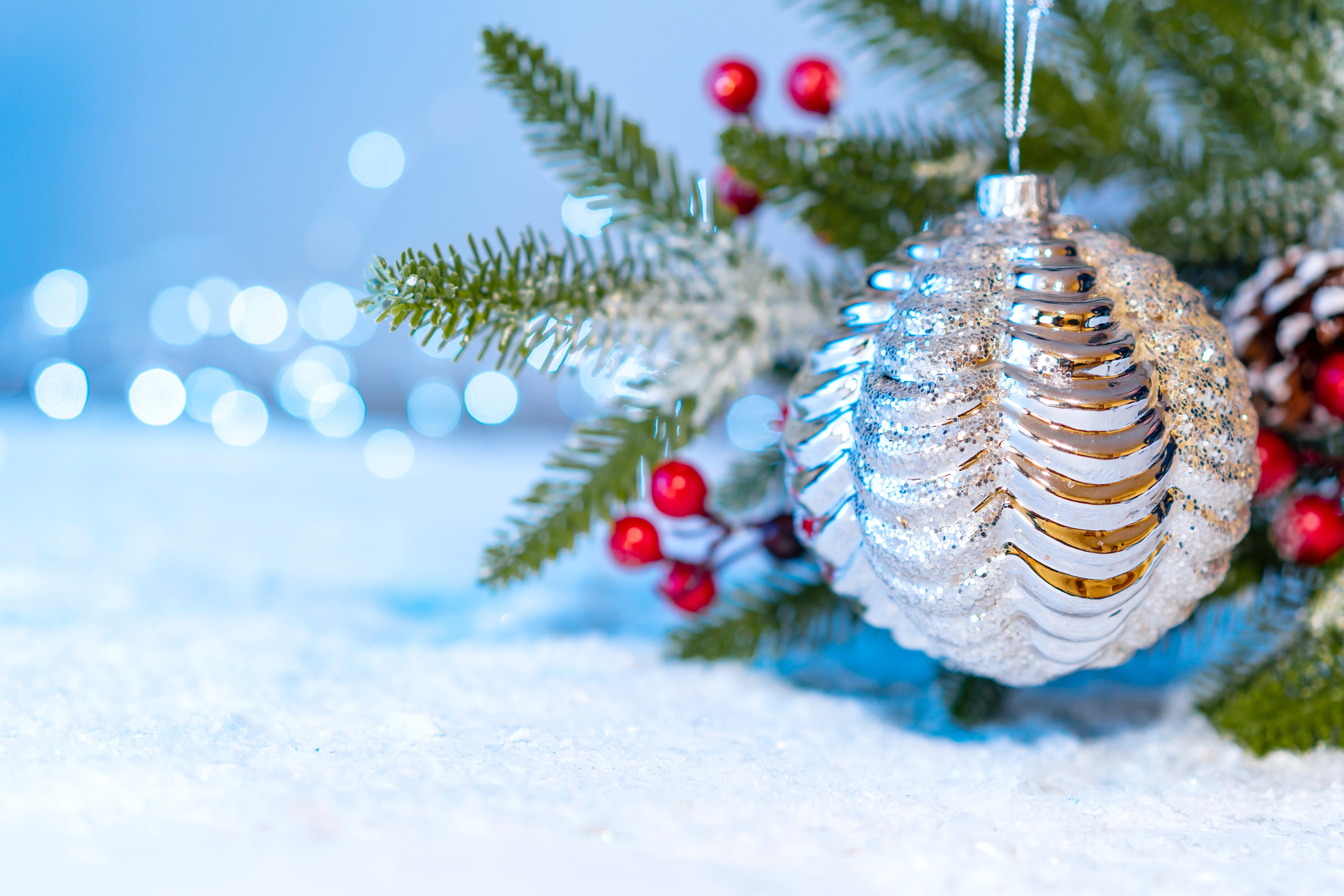 Download mobile wallpaper Christmas, Holiday, Christmas Ornaments, Bauble for free.