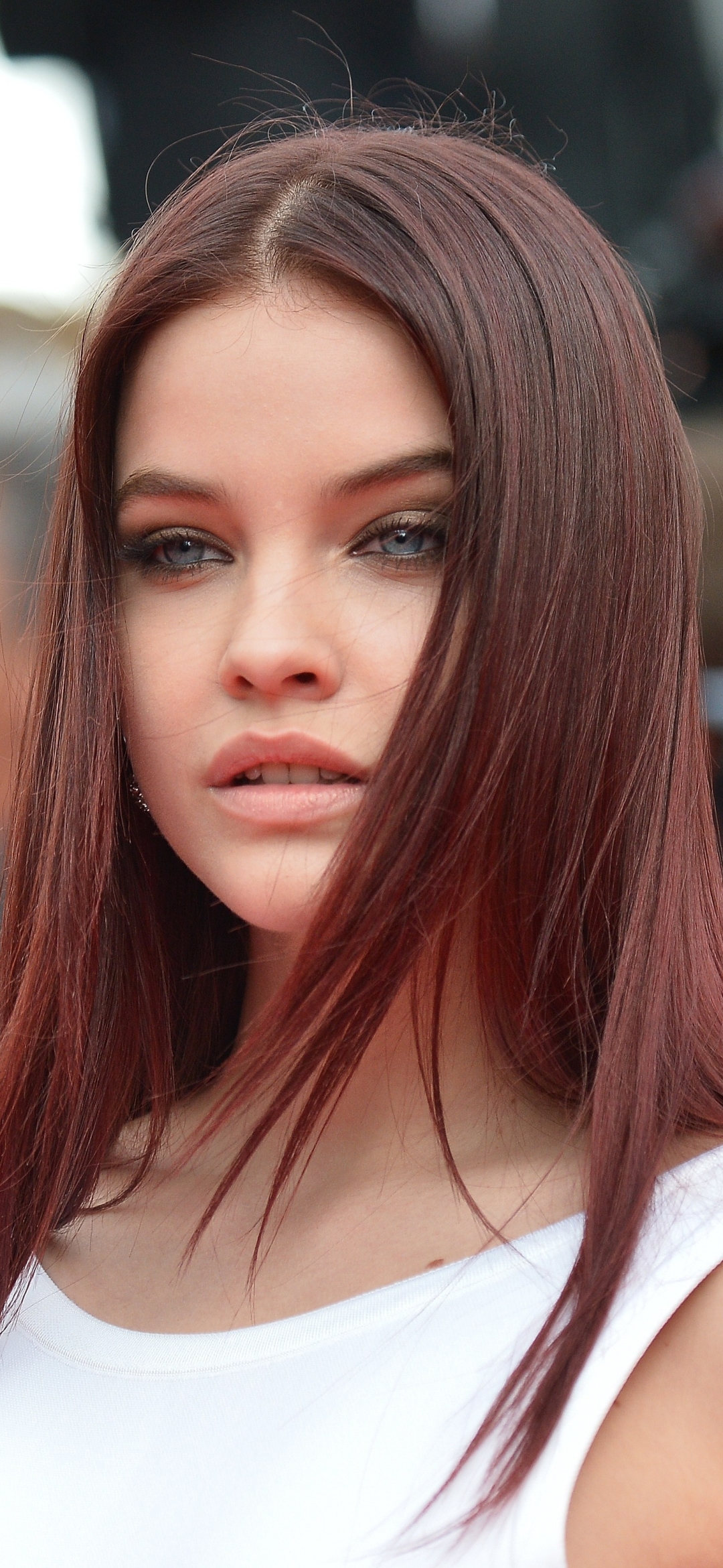 Download mobile wallpaper Brunette, Model, Celebrity, Barbara Palvin, Hungarian for free.