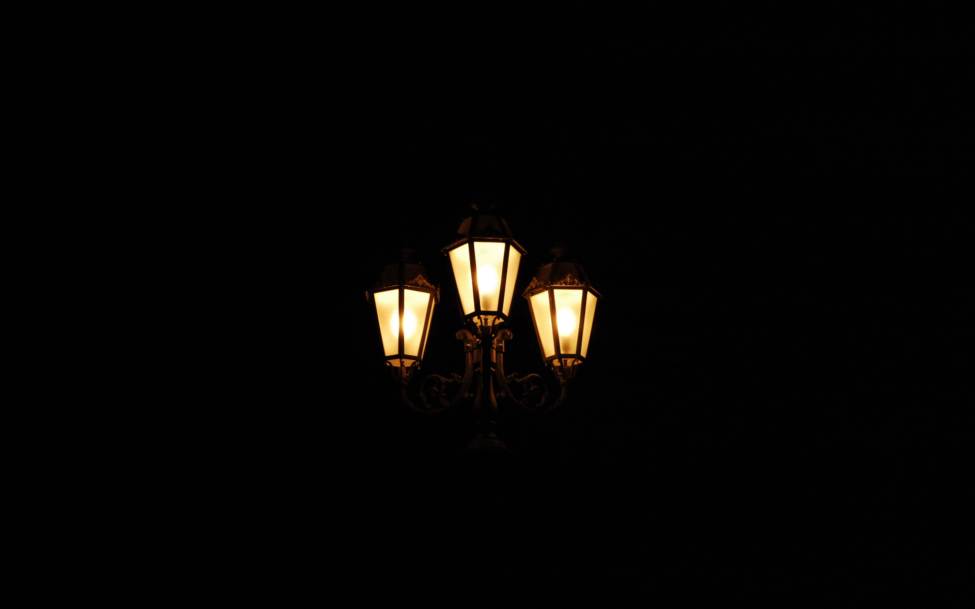 Download mobile wallpaper Lamp Post, Man Made for free.