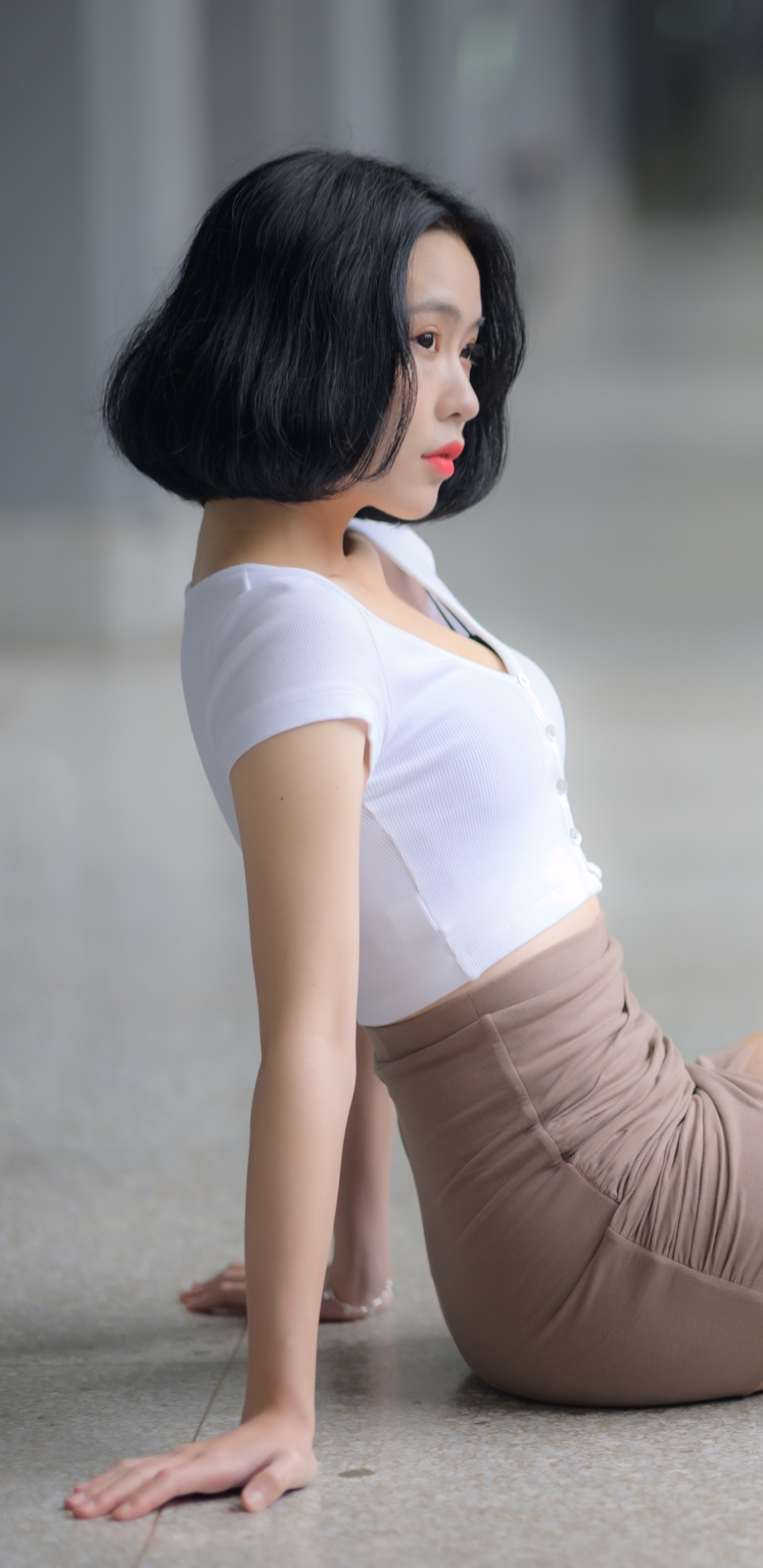 Download mobile wallpaper Women, Asian, Black Hair, Short Hair for free.