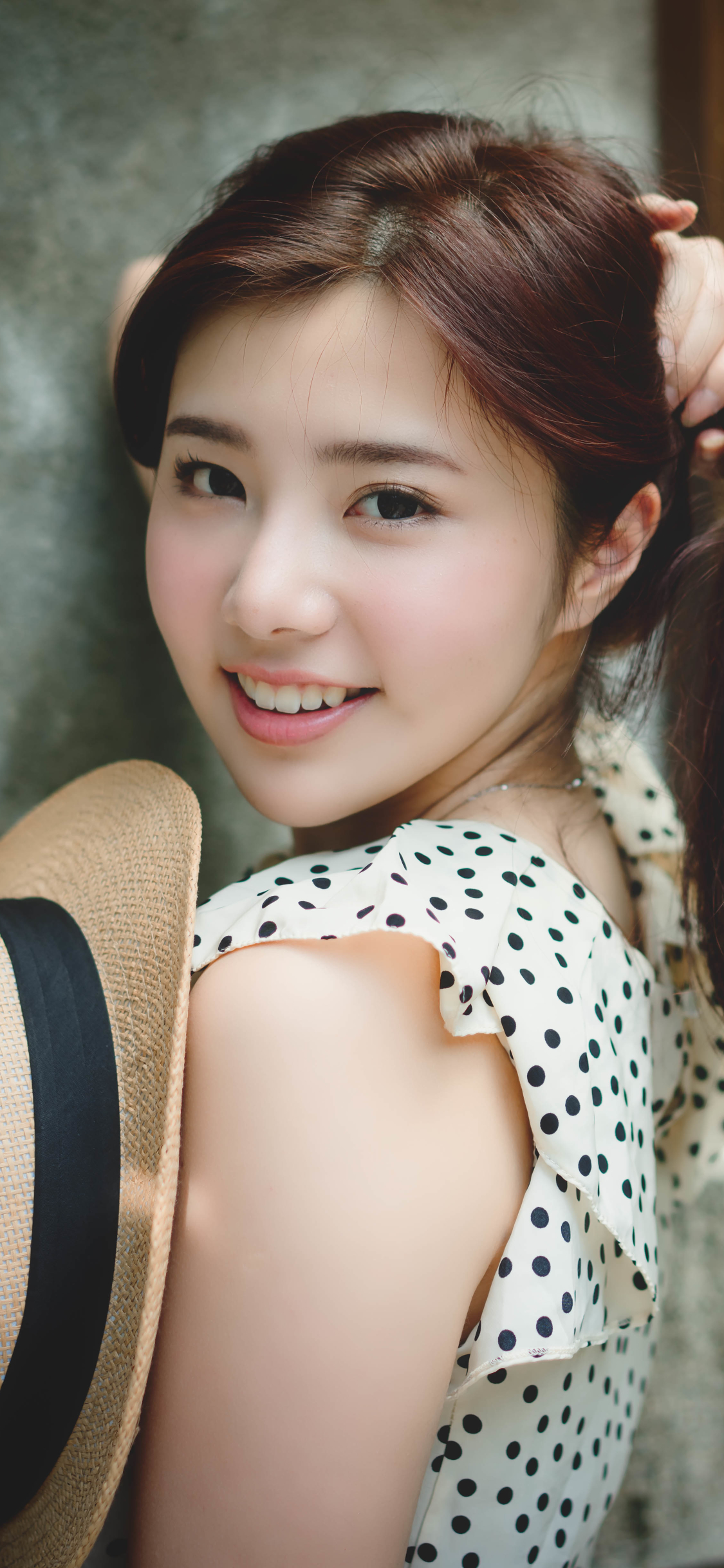 Download mobile wallpaper Smile, Hair, Hat, Model, Women, Asian, Taiwanese, Chén Sīyǐng for free.