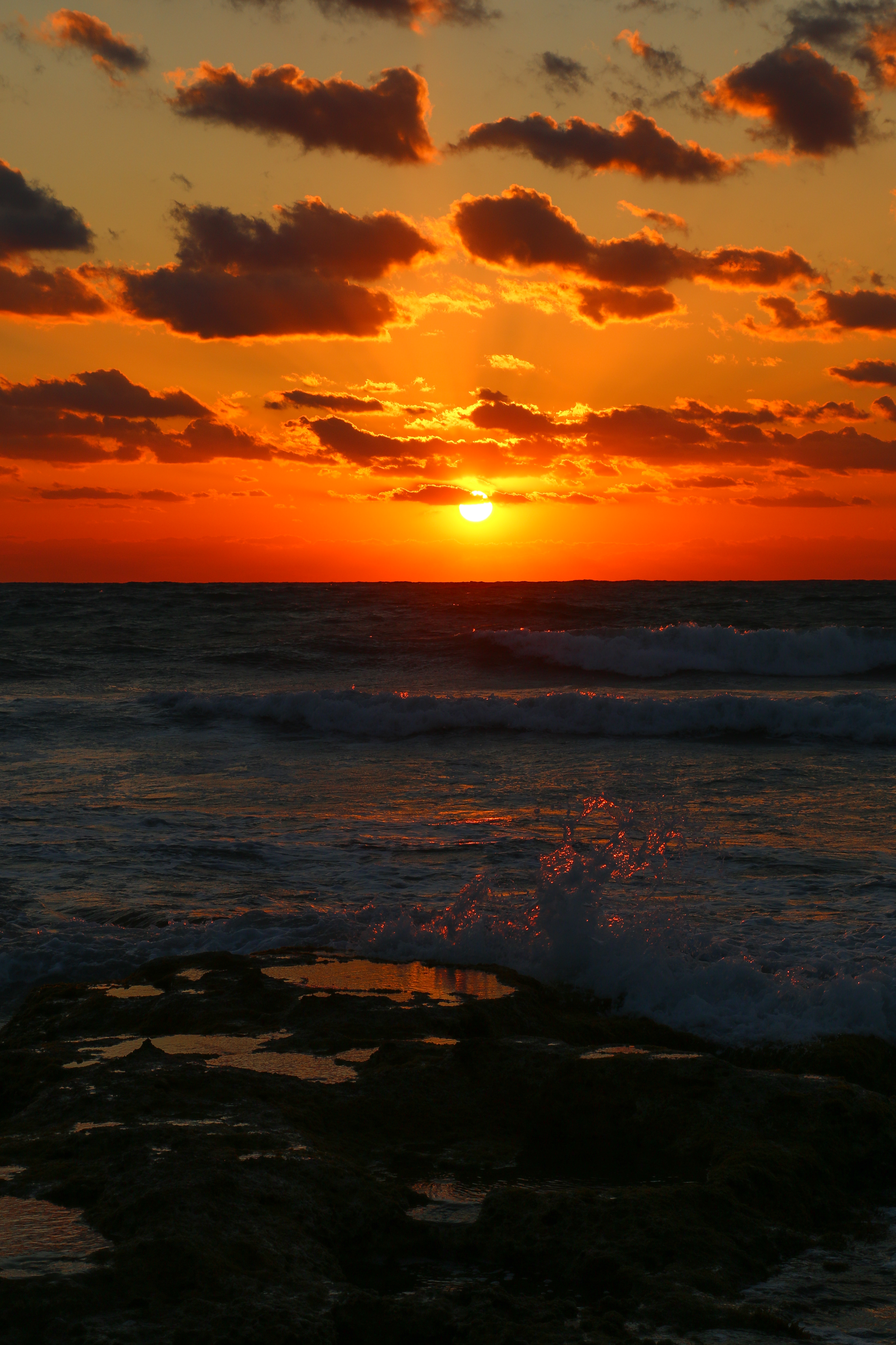 Laden Sie das Sunset, Dämmerung, Twilight, Natur, Abend, Waves, Sea-Bild kostenlos auf Ihren PC-Desktop herunter