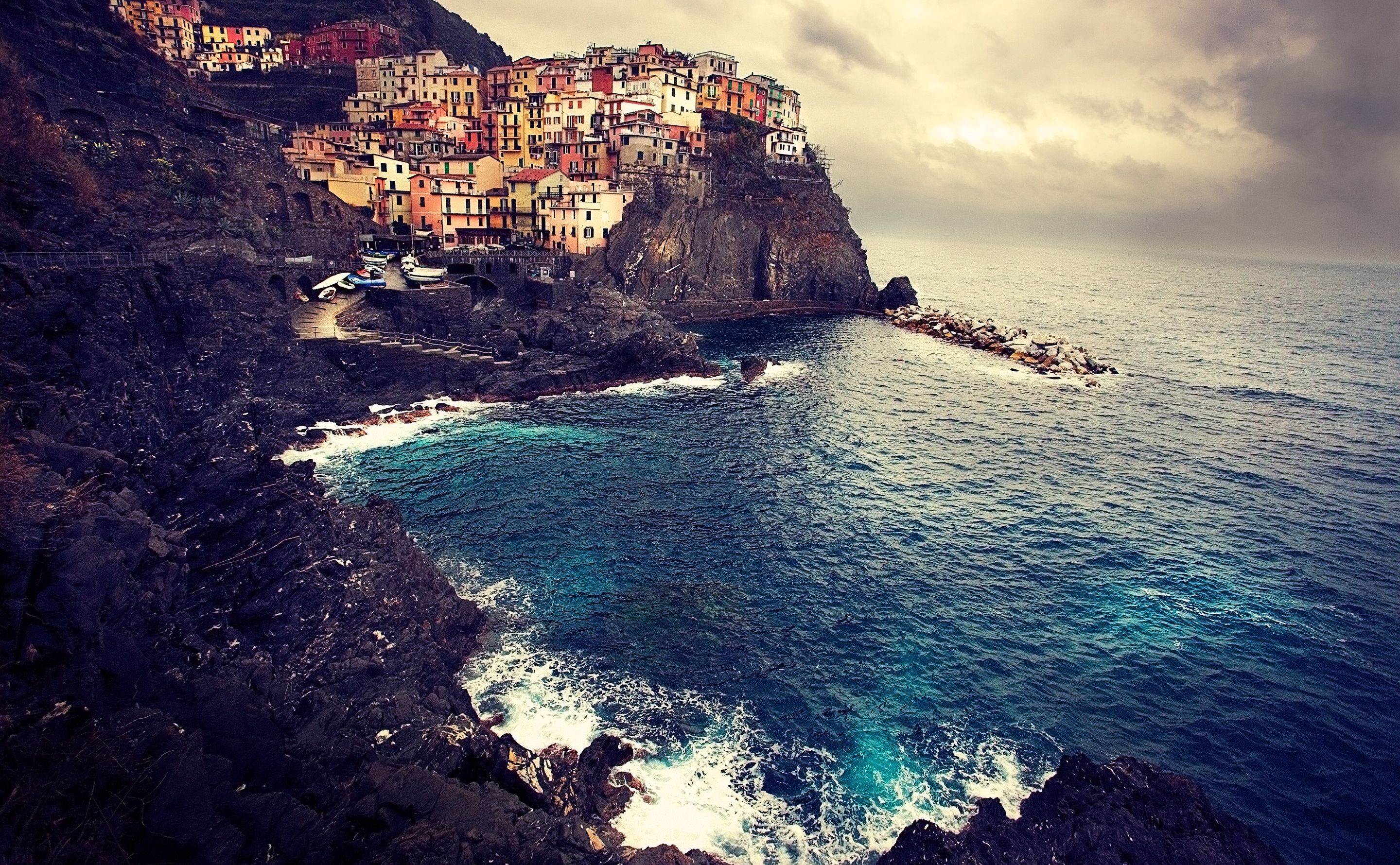 Descarga gratis la imagen Italia, Pueblos, Manarola, Cinque Terre, Hecho Por El Hombre, Liguria en el escritorio de tu PC