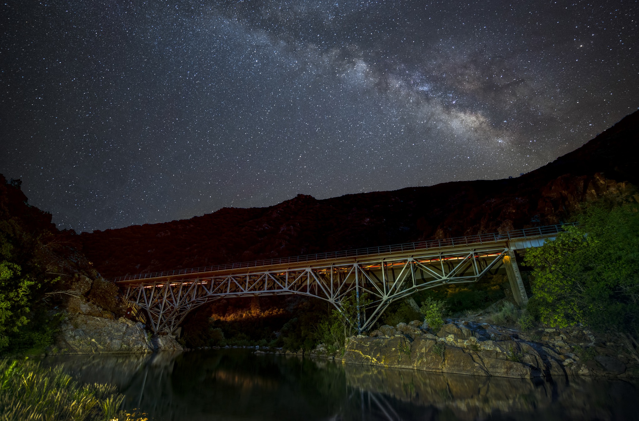 Free download wallpaper Bridges, Night, Starry Sky, Milky Way, Bridge, Man Made on your PC desktop