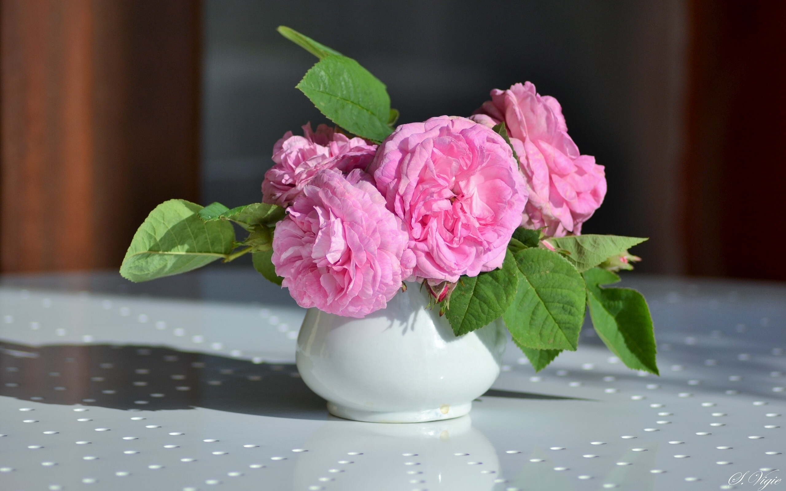 Free download wallpaper Flower, Rose, Bouquet, Vase, Man Made, Pink Rose on your PC desktop