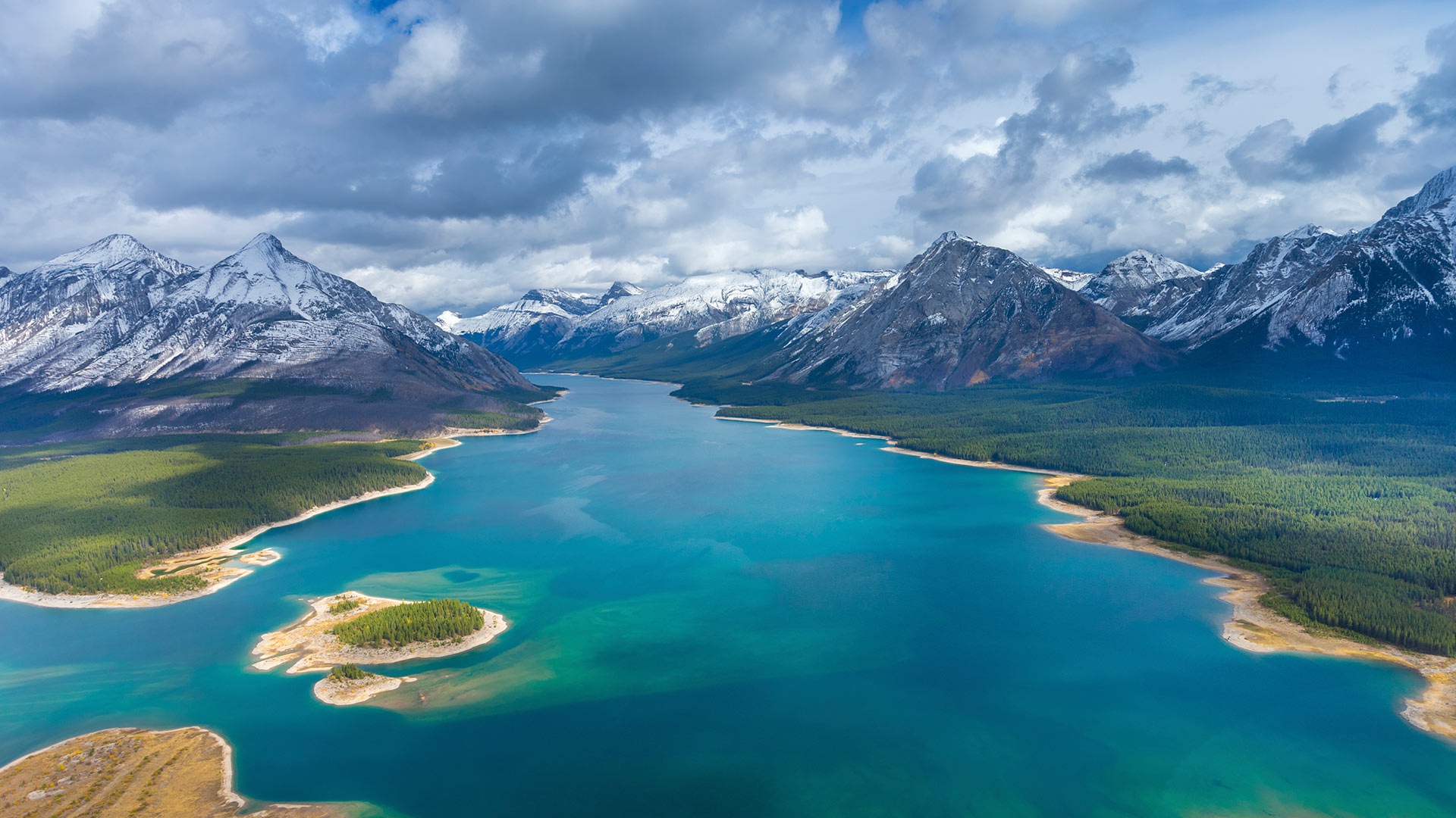 Handy-Wallpaper Natur, Seen, See, Kanada, Gebirge, Wolke, Erde/natur, Luftbildfotografie kostenlos herunterladen.