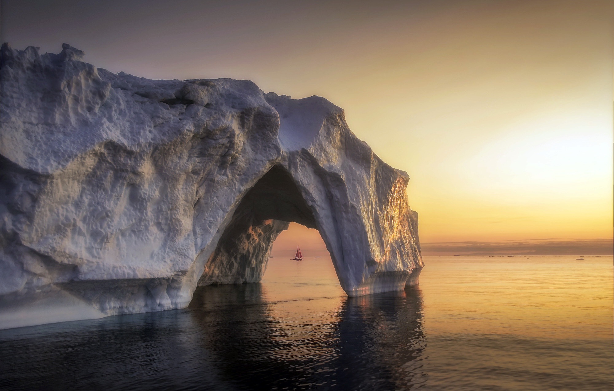 990861 скачать обои гренландия, фотографии, пейзаж, арка, арктический, лёд, айсберг, парусный спорт - заставки и картинки бесплатно