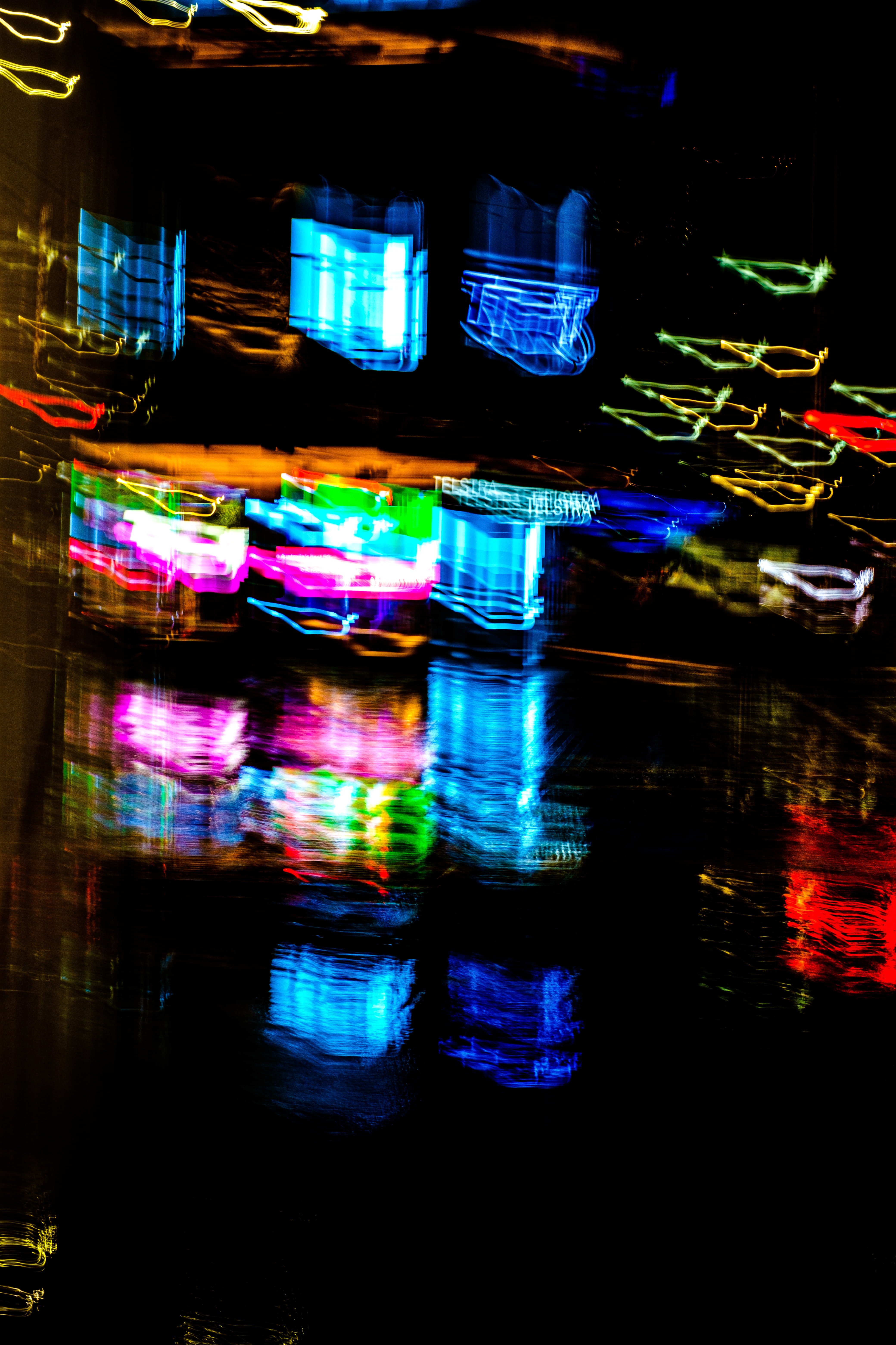 Free download wallpaper Reflection, Shine, Light, Blur, Smooth, Motley, Multicolored, Abstract, Neon on your PC desktop