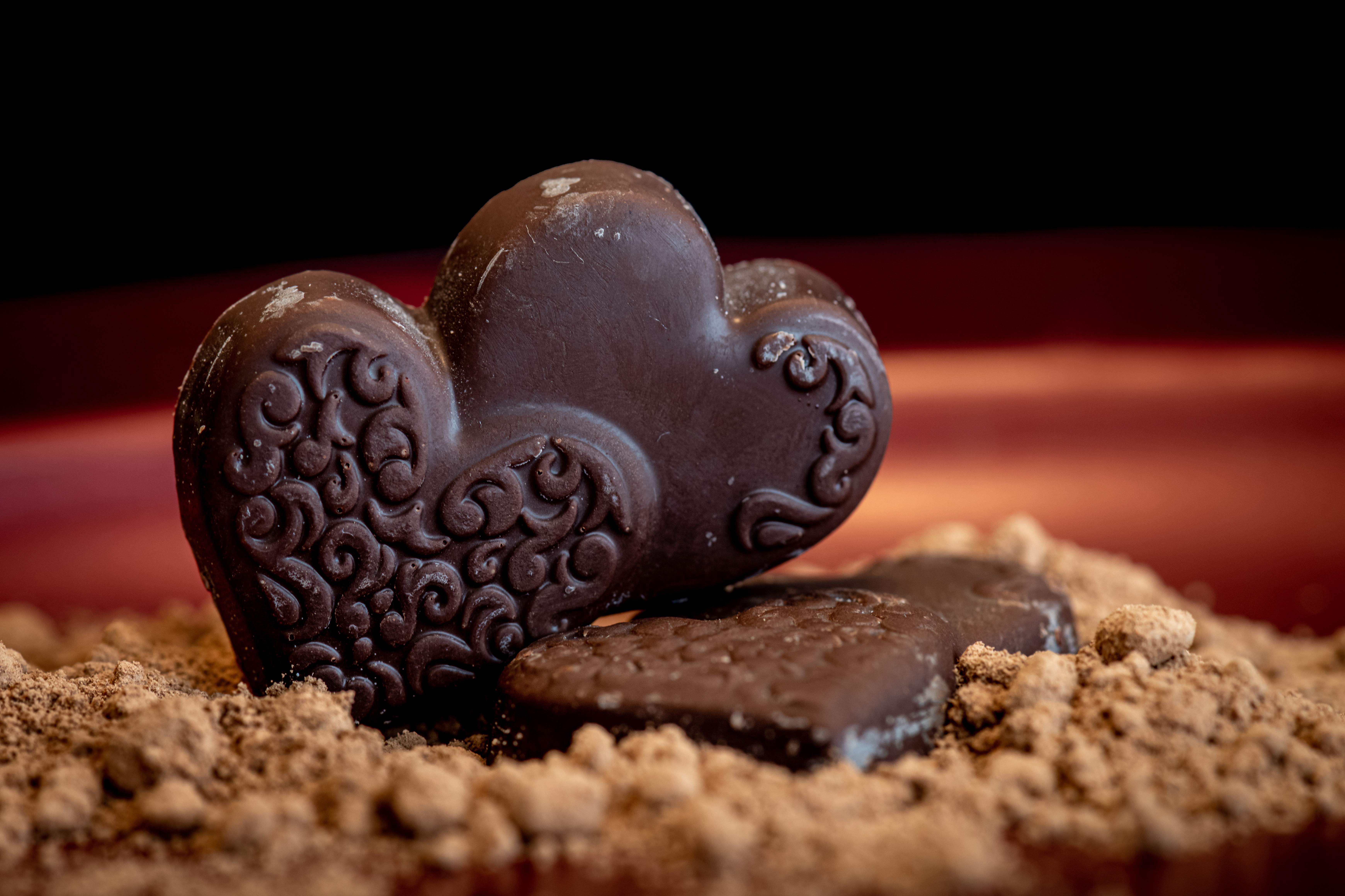 Download mobile wallpaper Food, Chocolate, Macro, Heart for free.