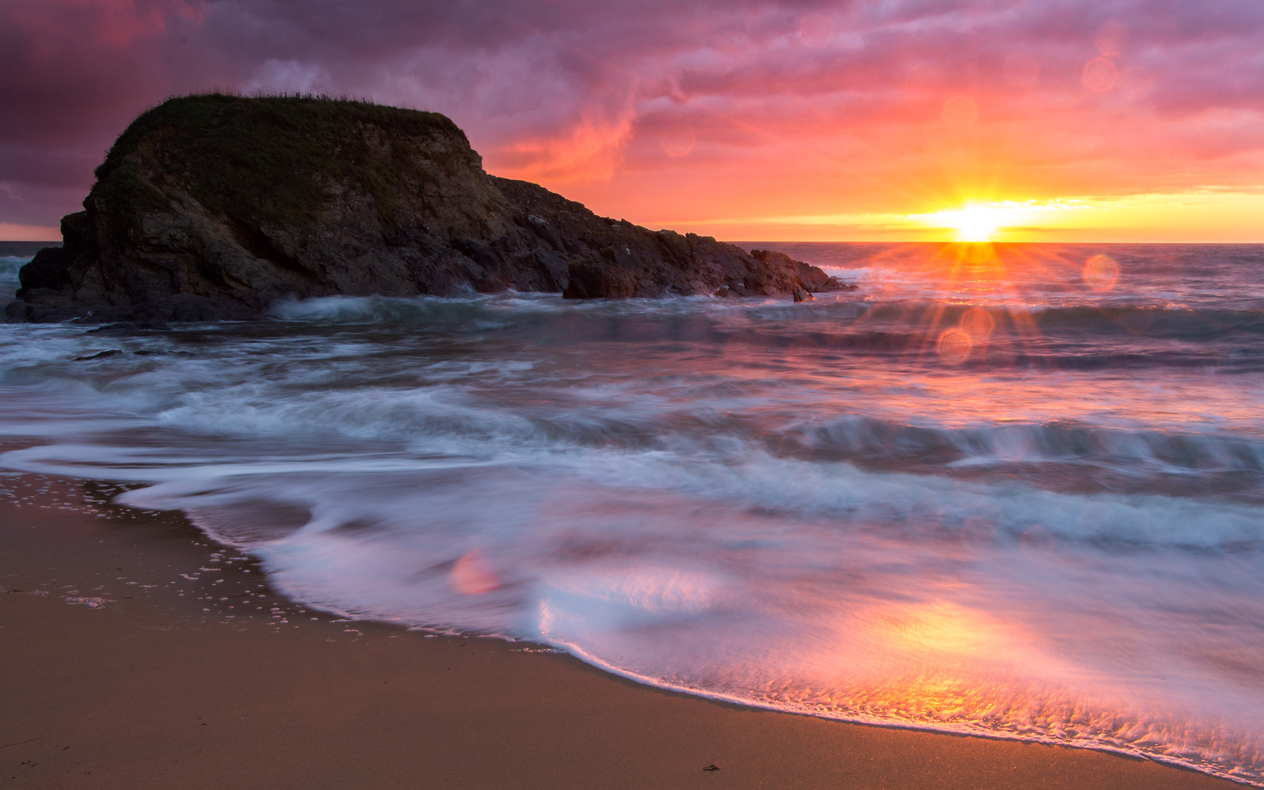 Free download wallpaper Sunset, Sea, Beach, Horizon, Ocean, Earth, Sunbeam on your PC desktop