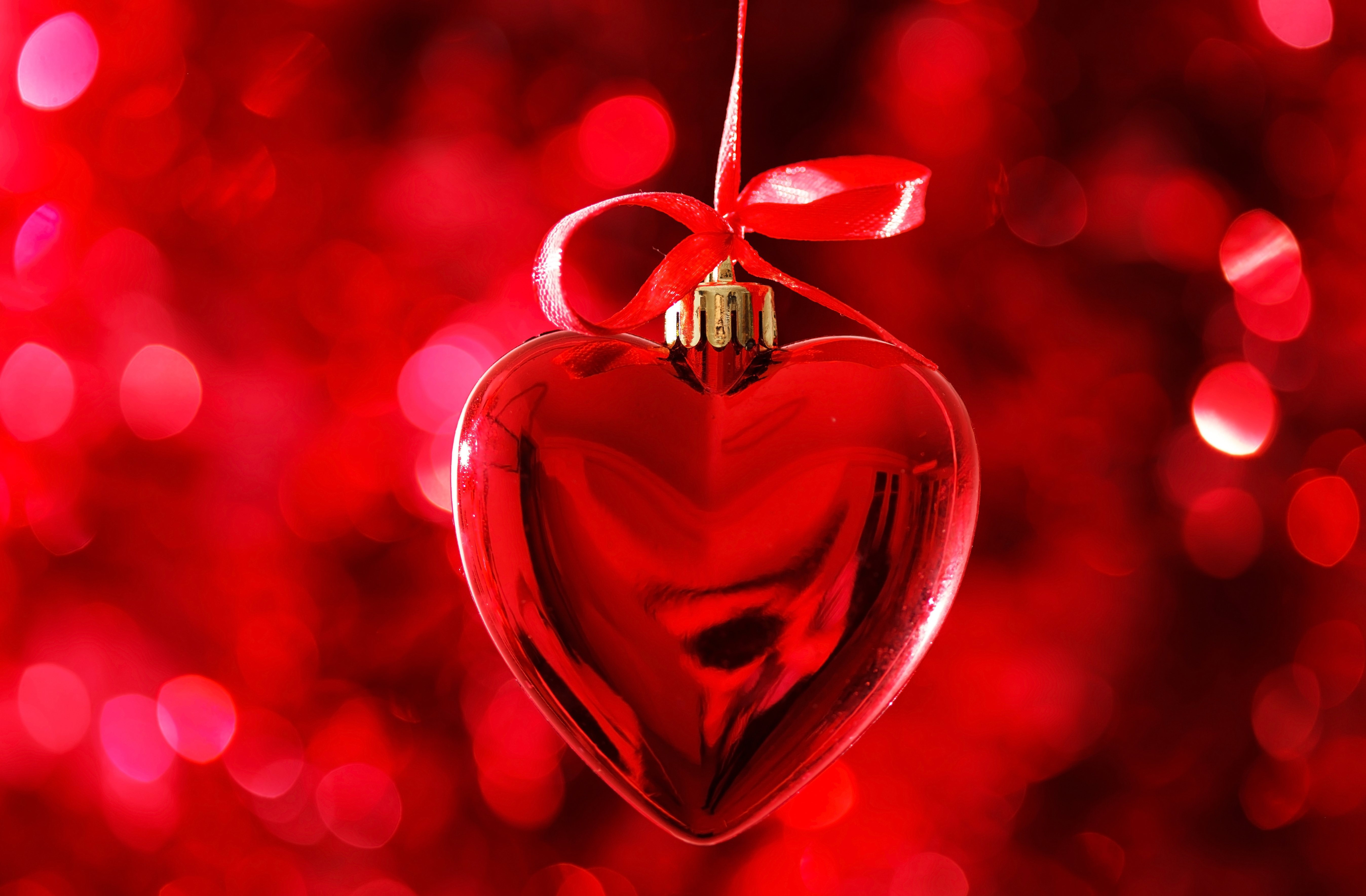 Скачать картинку Любовь, Красный, Сердце, Боке, День Святого Валентина, Праздничные в телефон бесплатно.