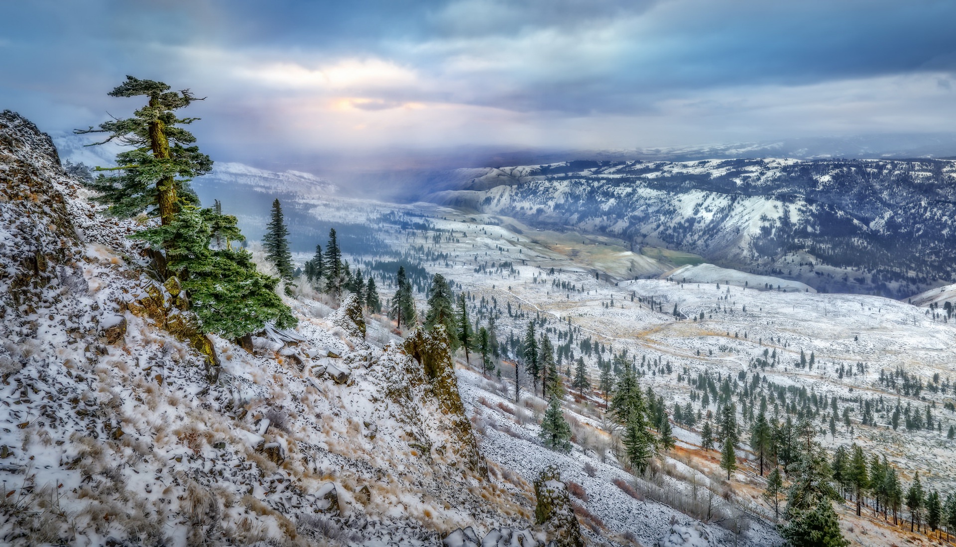 Скачать обои бесплатно Зима, Горизонт, Гора, Панорама, Долина, Ландшафт, Живописный, Земля/природа картинка на рабочий стол ПК