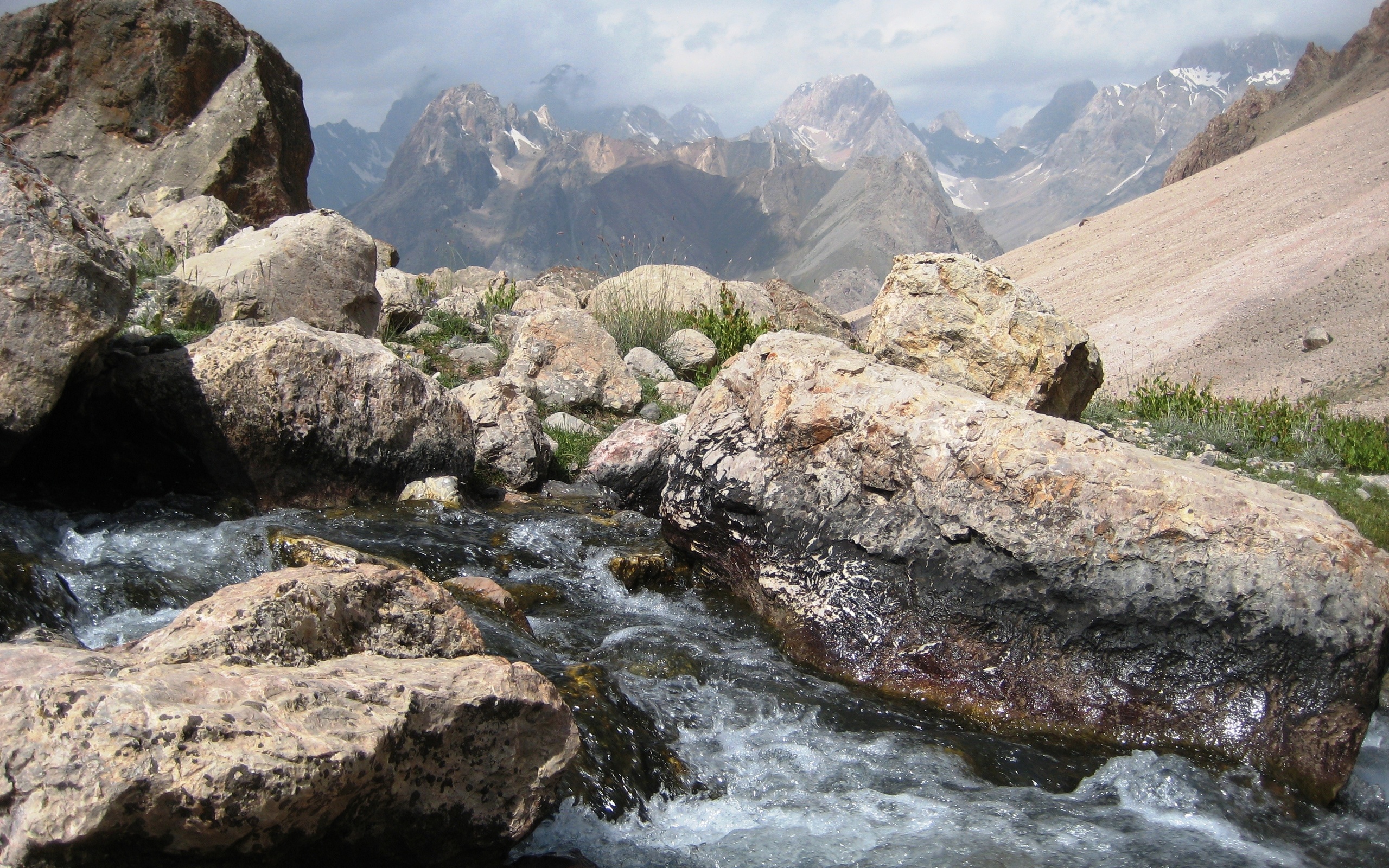 Descarga gratis la imagen Montaña, Chorro, Tierra/naturaleza en el escritorio de tu PC