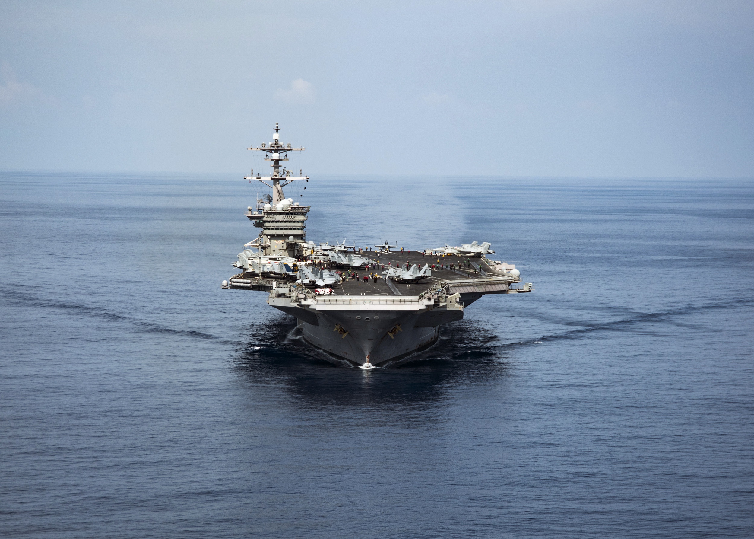 Download mobile wallpaper Military, Warship, Aircraft Carrier, Uss Carl Vinson (Cvn 70), Warships for free.