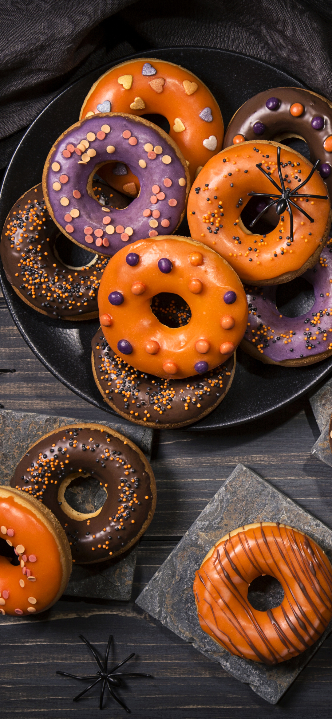 Download mobile wallpaper Food, Halloween, Spider, Sweets, Doughnut for free.
