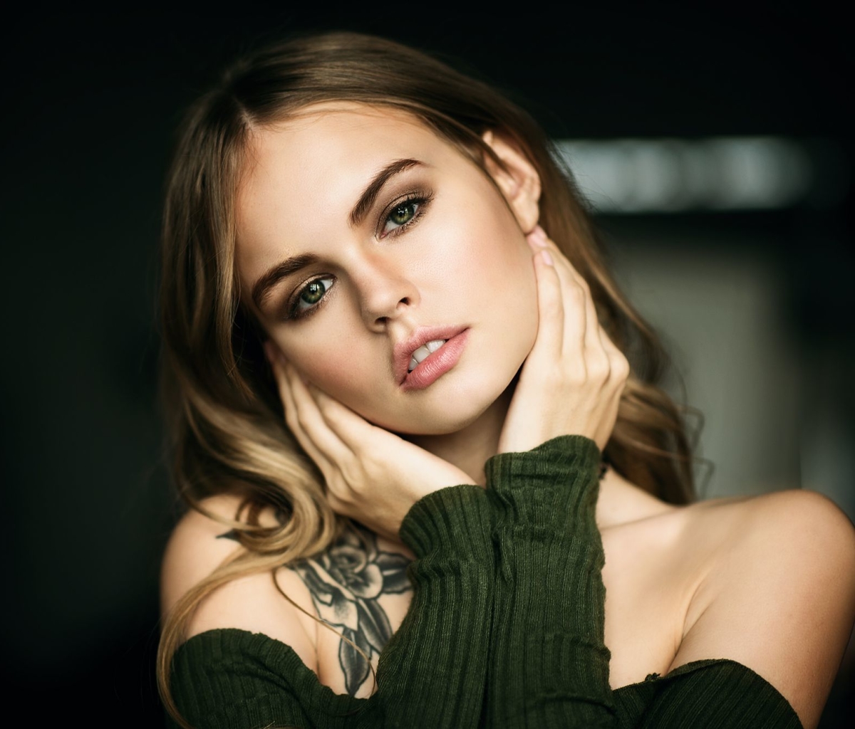 Download mobile wallpaper Tattoo, Brunette, Model, Women, Green Eyes, Anastasiya Scheglova for free.