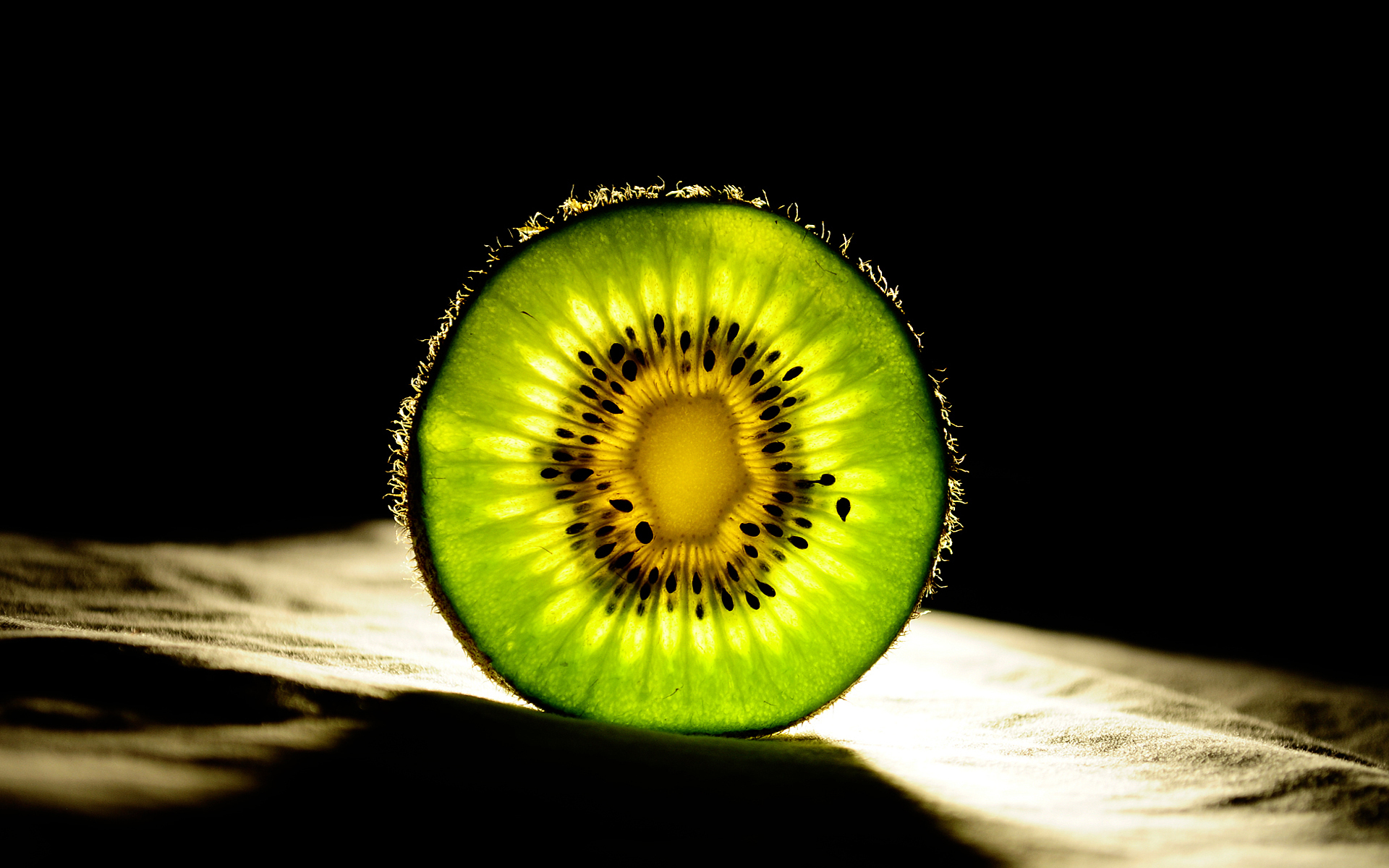 185805 Hintergrundbild herunterladen nahrungsmittel, kiwi, früchte - Bildschirmschoner und Bilder kostenlos