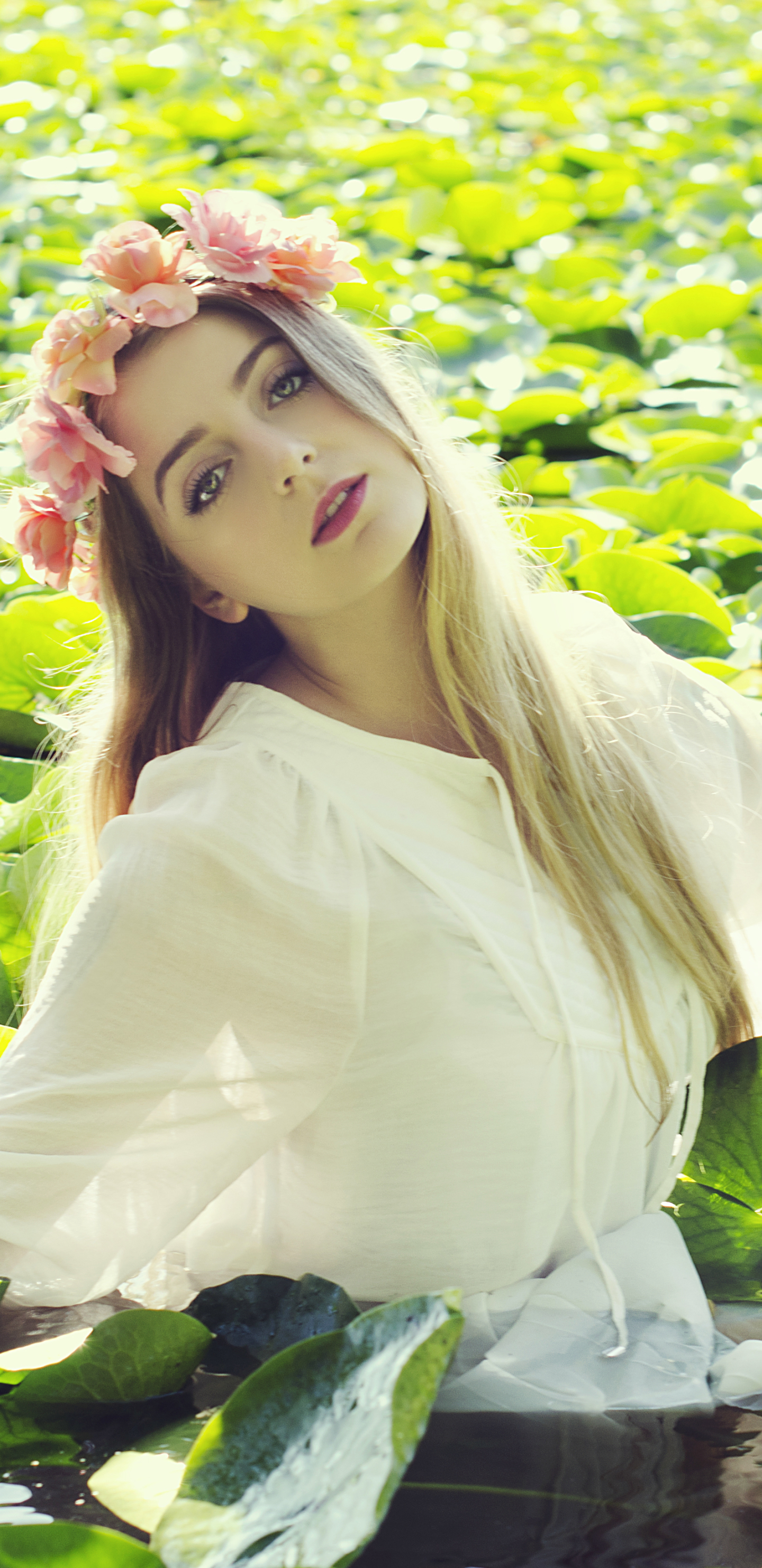 Download mobile wallpaper Blonde, Water Lily, Wreath, Model, Women, Green Eyes, Outdoor for free.