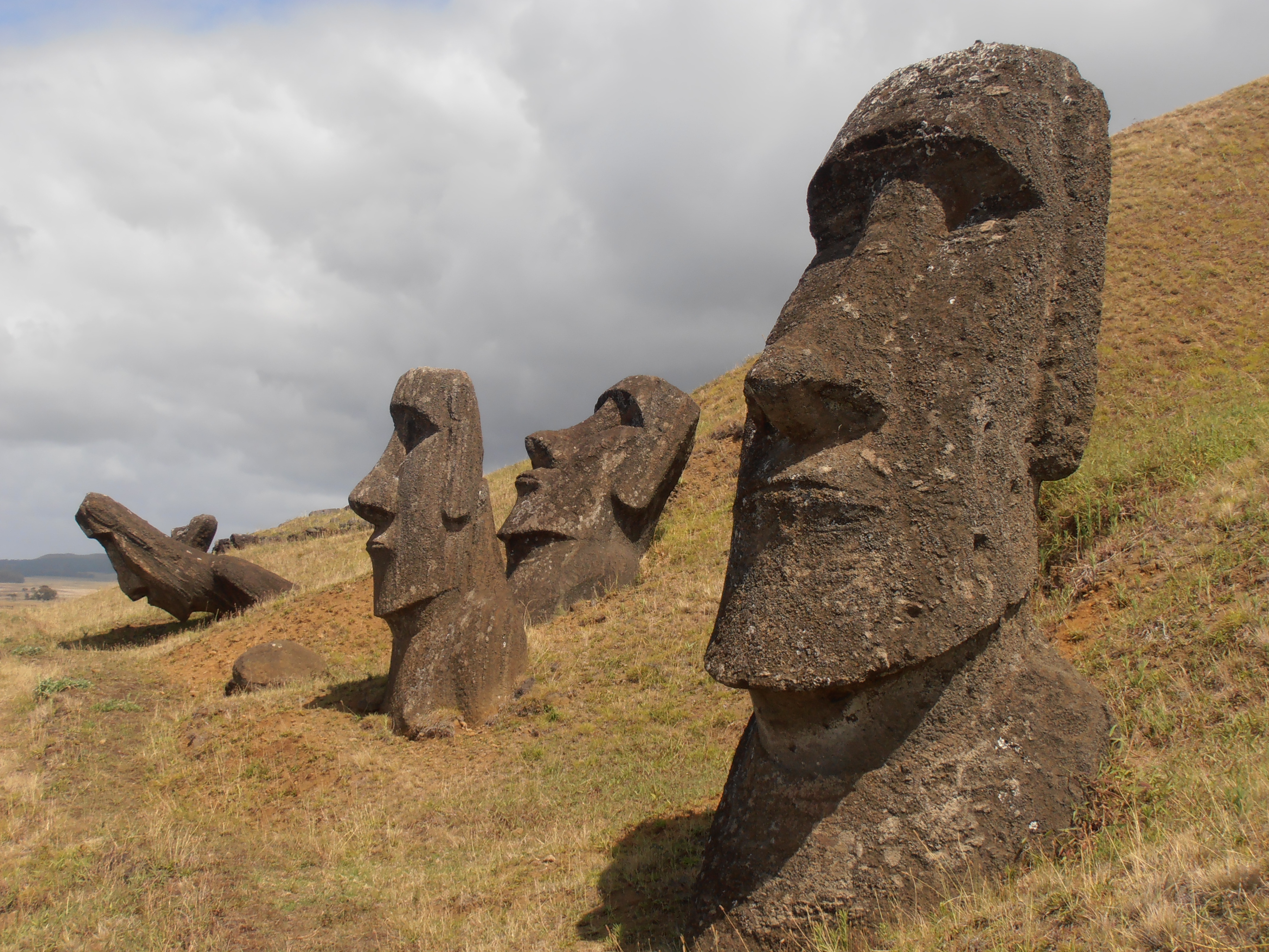 608368 télécharger le fond d'écran construction humaine, moai - économiseurs d'écran et images gratuitement