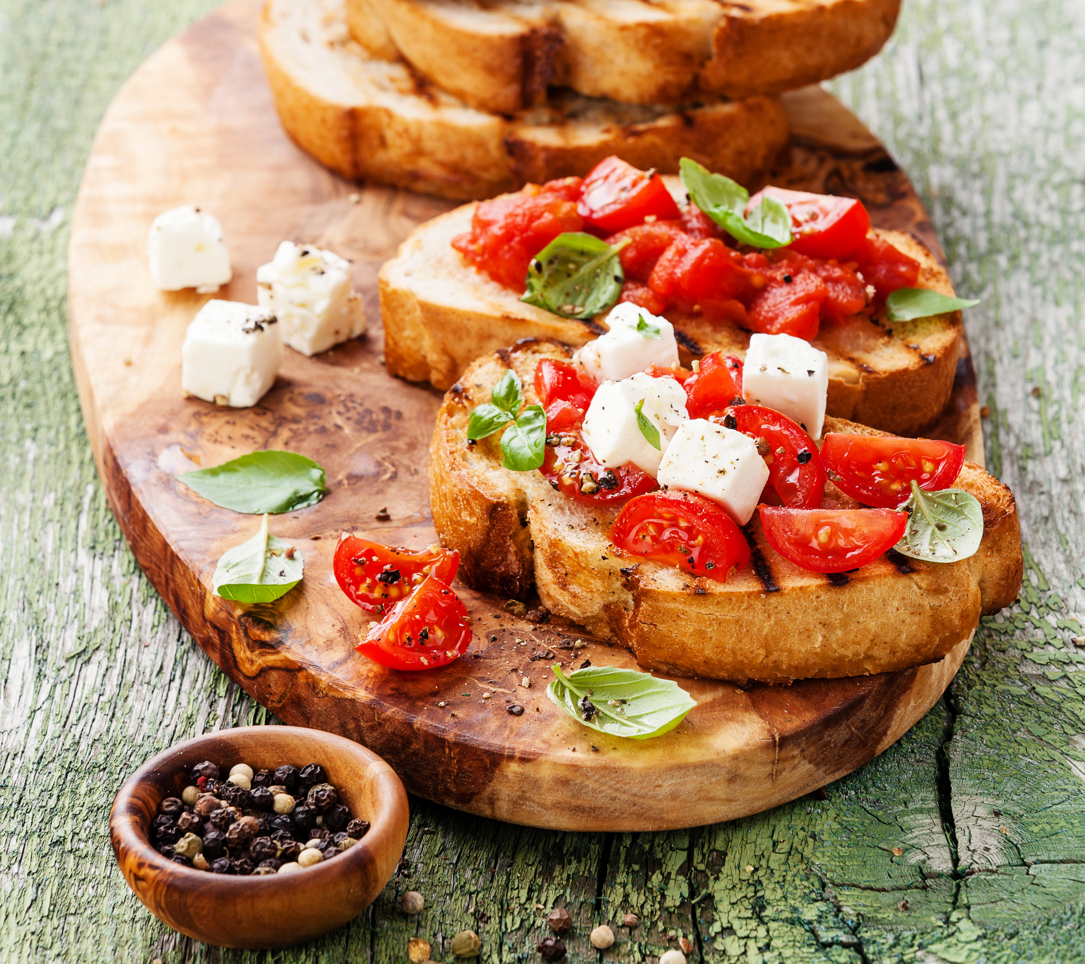Free download wallpaper Food, Cheese, Pepper, Meal, Bread, Tomato, Sandwich on your PC desktop