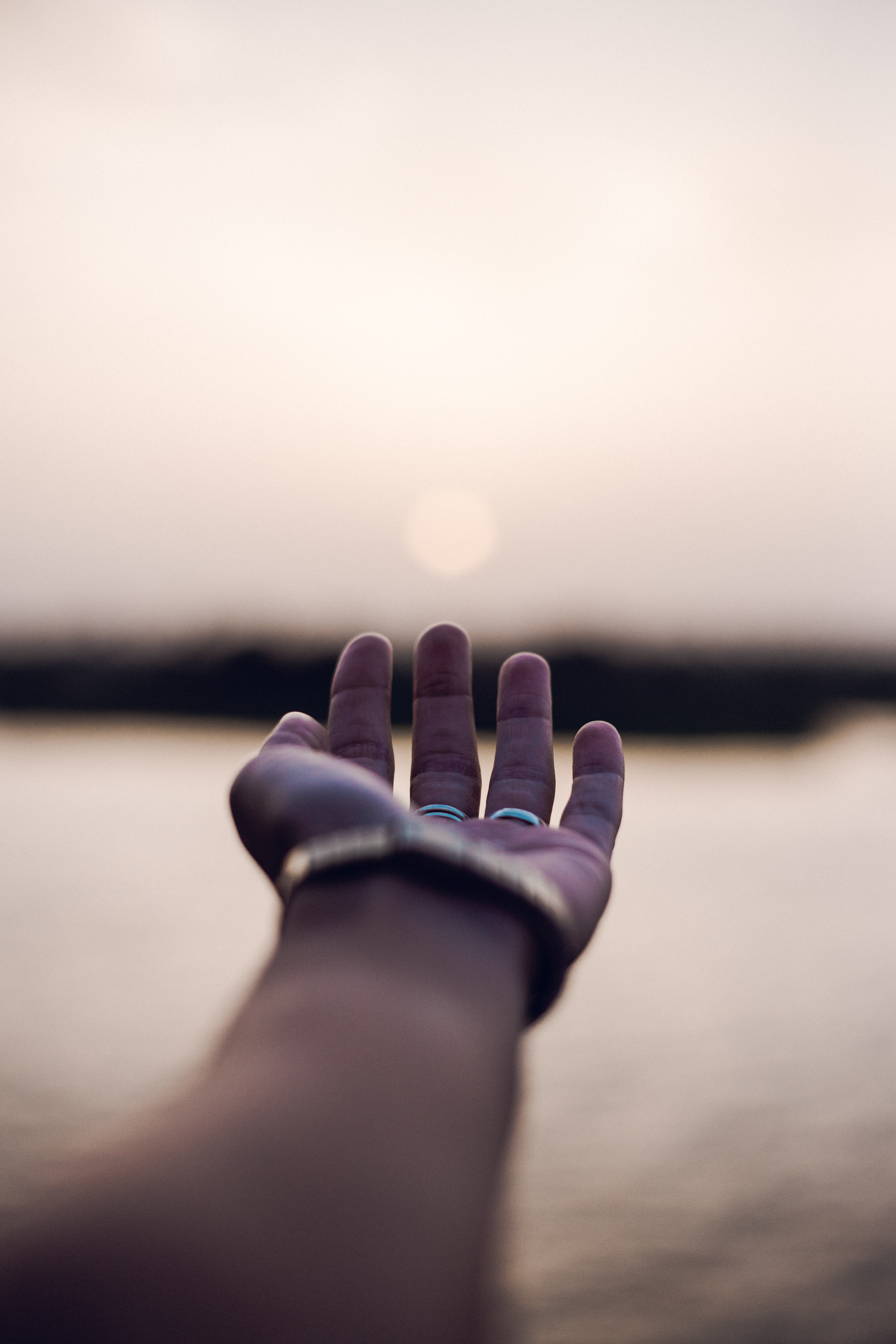 New Lock Screen Wallpapers hand, miscellanea, miscellaneous, blur, smooth, palm, fingers, stretch out, extend