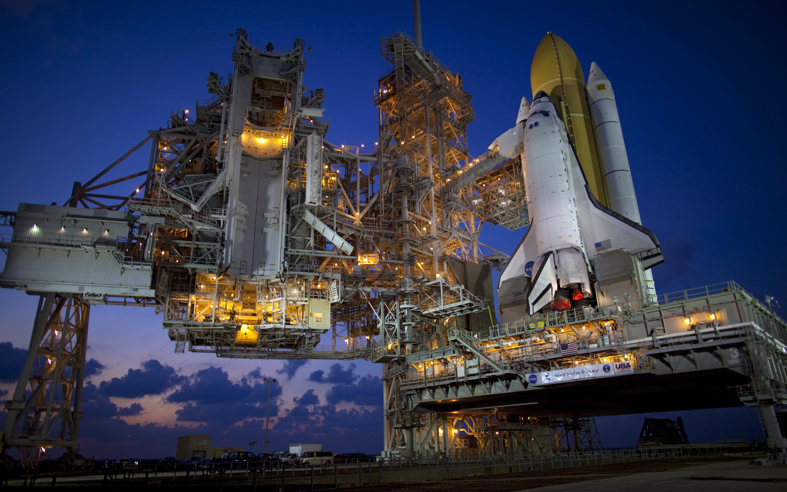 vehicles, space shuttle discovery, space shuttles