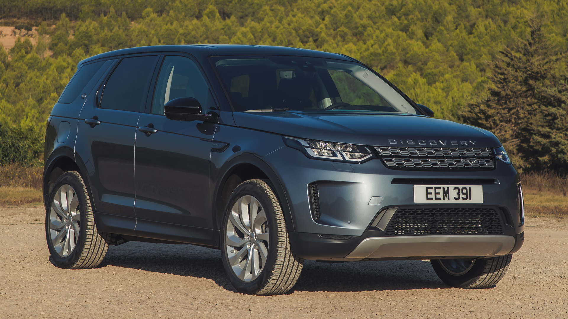 Download mobile wallpaper Land Rover, Car, Suv, Vehicles, Silver Car, Land Rover Discovery Sport for free.