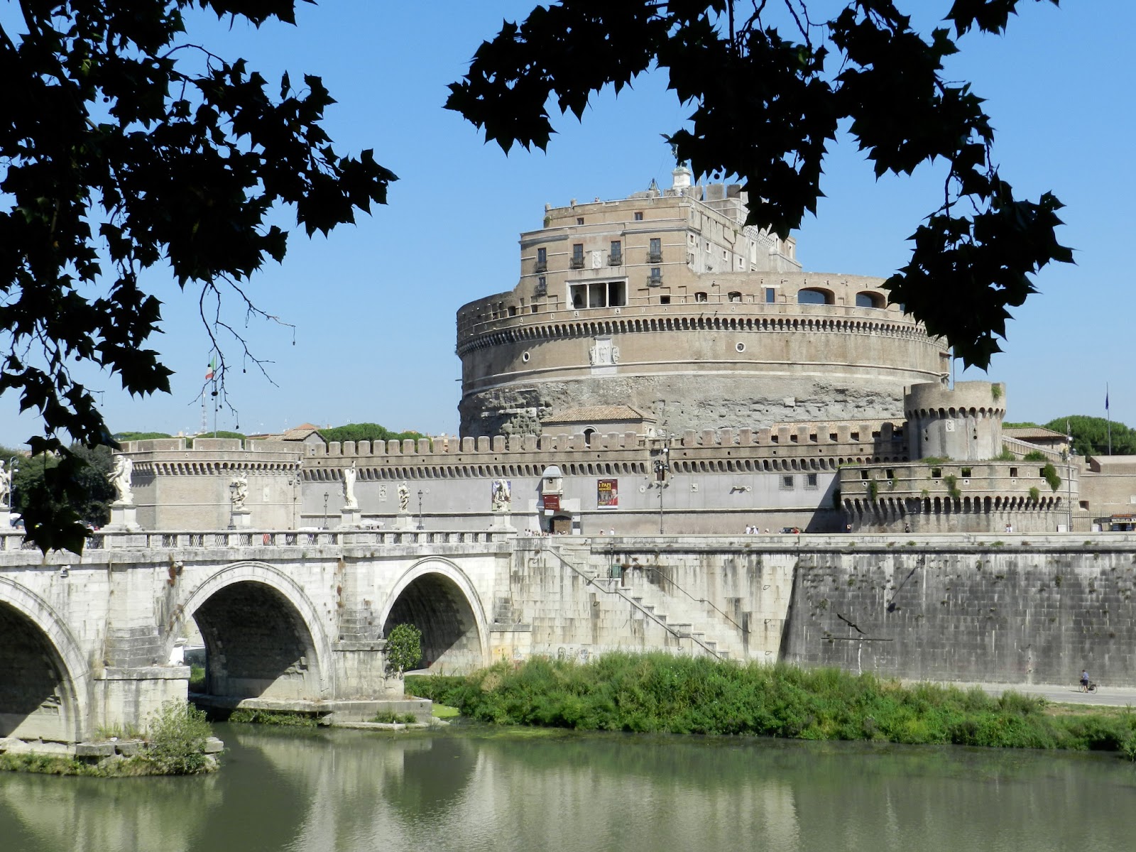 Download mobile wallpaper Water, Building, Bridge, River, Rome, Man Made for free.