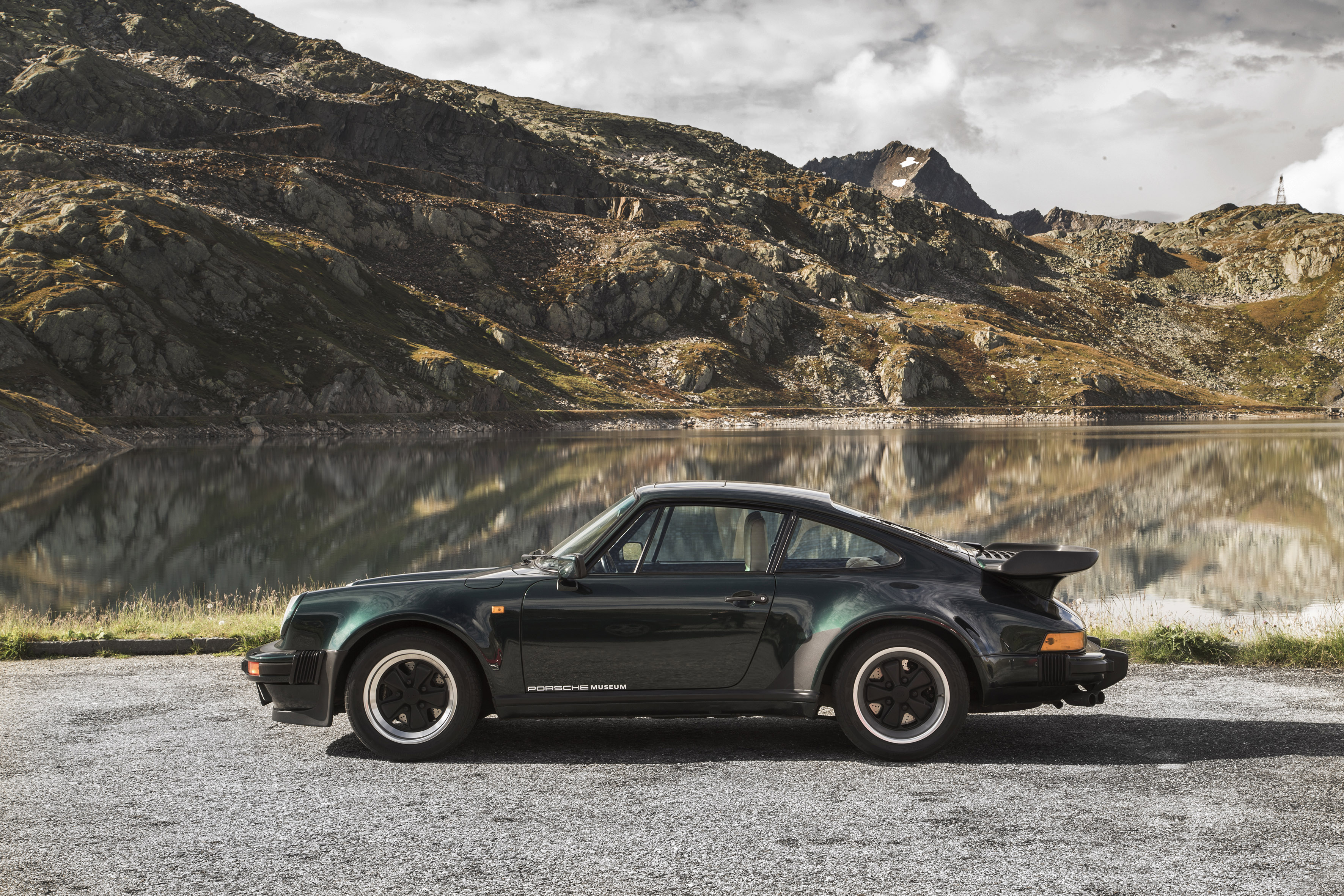 Laden Sie das Porsche, Porsche 911, Autos, Fahrzeuge, Schwarzes Auto, Porsche 911 Turbo-Bild kostenlos auf Ihren PC-Desktop herunter