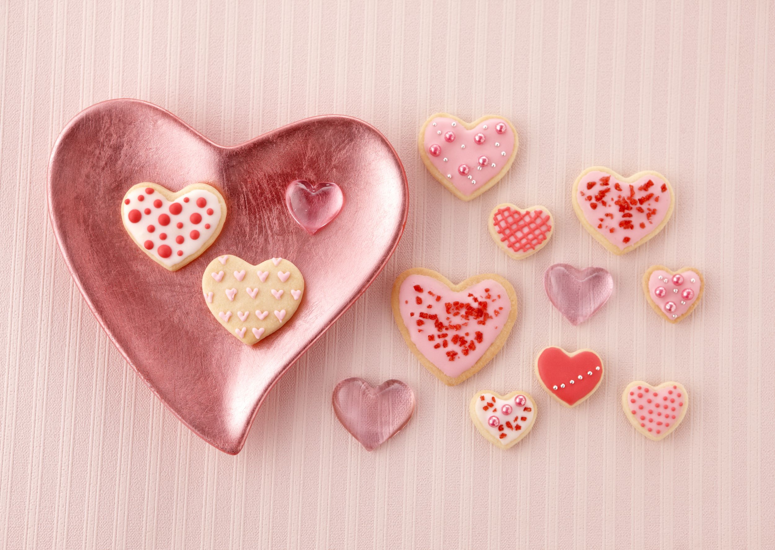 Скачать картинку Еда, Сердце, День Святого Валентина, Пинк, Куки в телефон бесплатно.