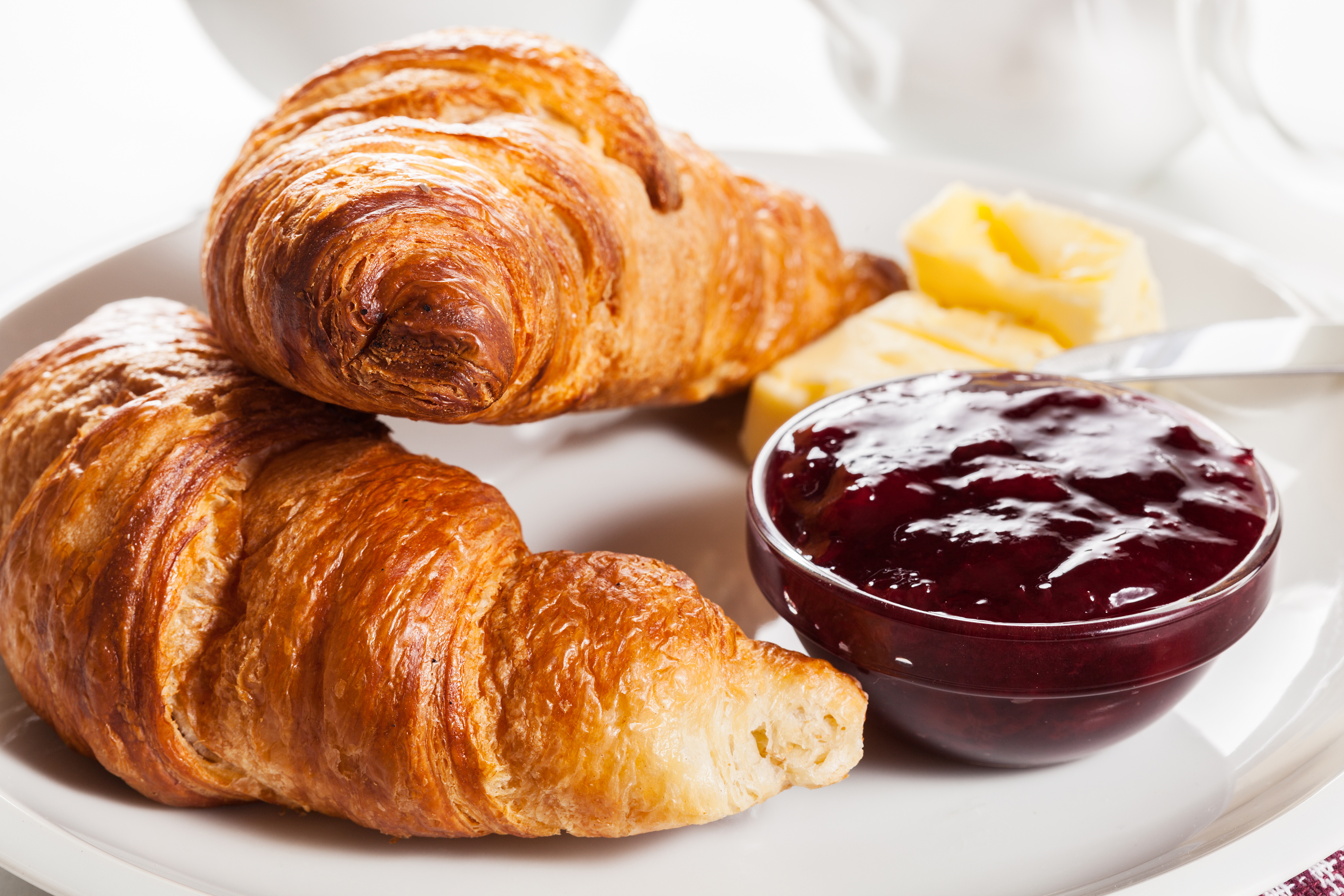 1525721 Hintergrundbild herunterladen nahrungsmittel, croissant, frühstuck, butter, marmelade - Bildschirmschoner und Bilder kostenlos