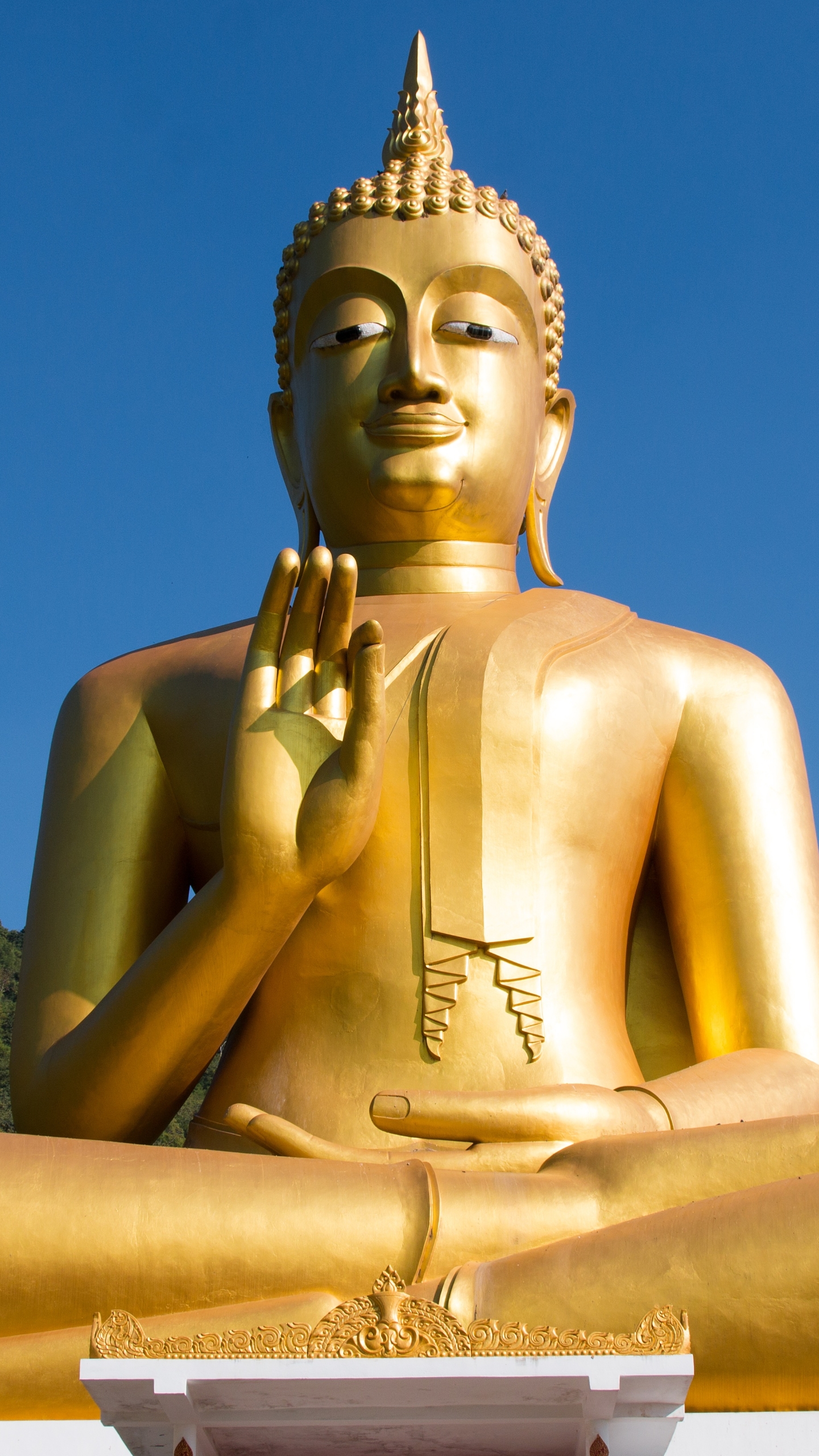 Descarga gratuita de fondo de pantalla para móvil de Buda, Estatua, Budismo, Dorado, Religión, Religioso.