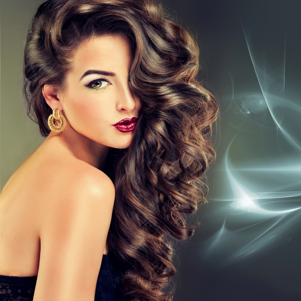 Free download wallpaper Hair, Brunette, Model, Women, Earrings, Curl, Lipstick on your PC desktop