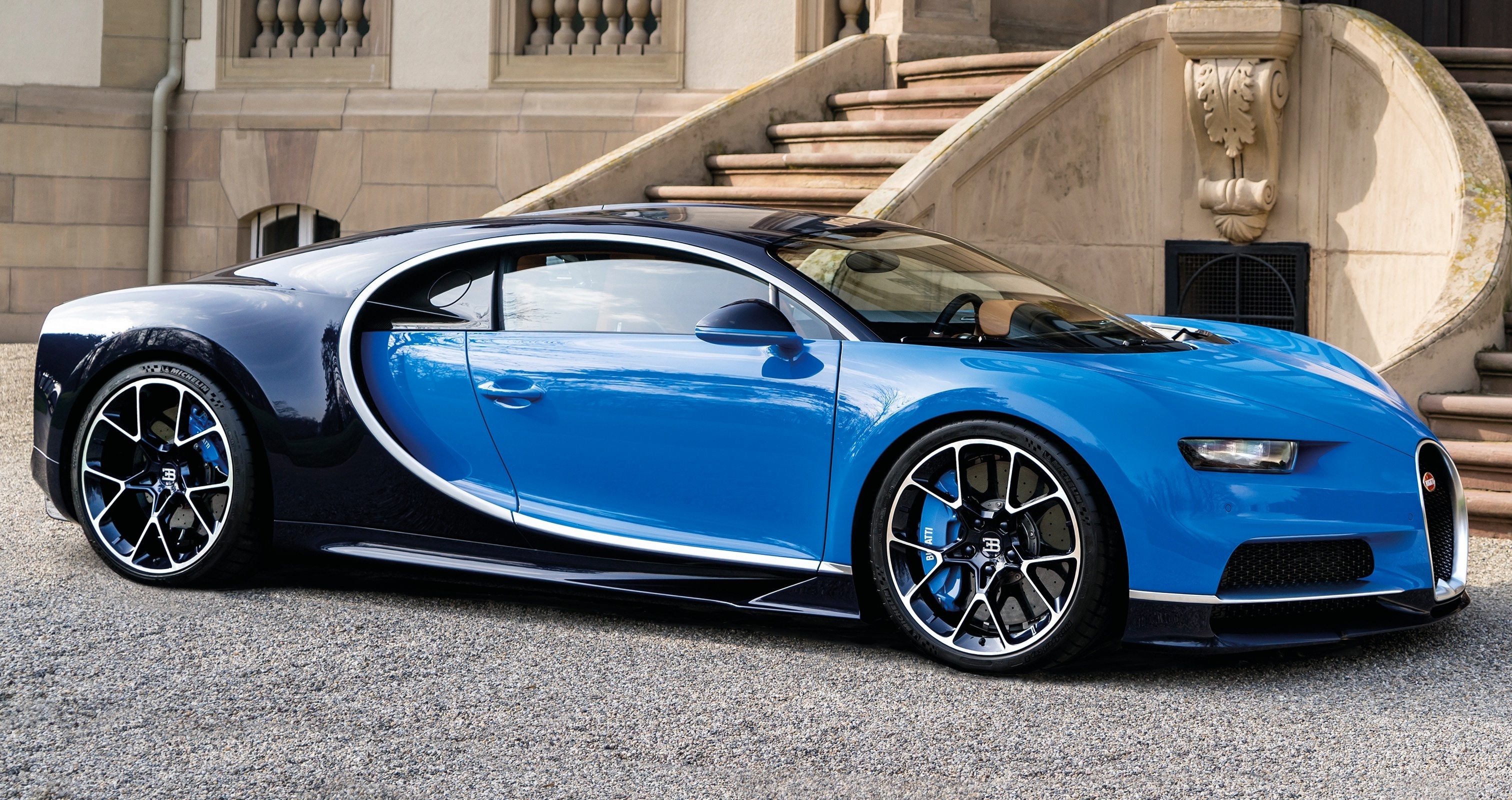 Descarga gratis la imagen Bugatti, Coche, Superdeportivo, Bugatti Quirón, Vehículos en el escritorio de tu PC