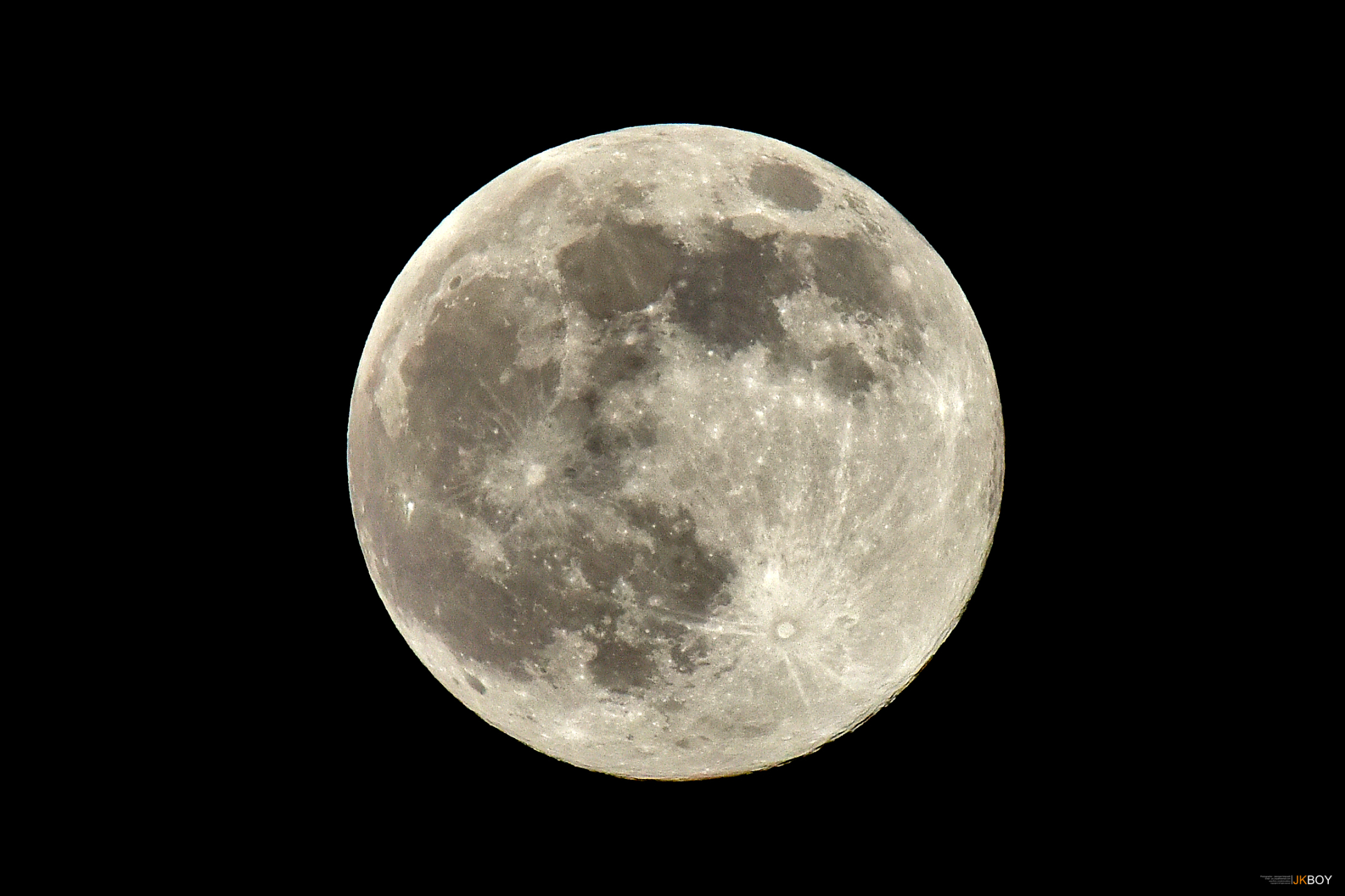 Baixar papel de parede para celular de Noite, Lua, Terra/natureza gratuito.