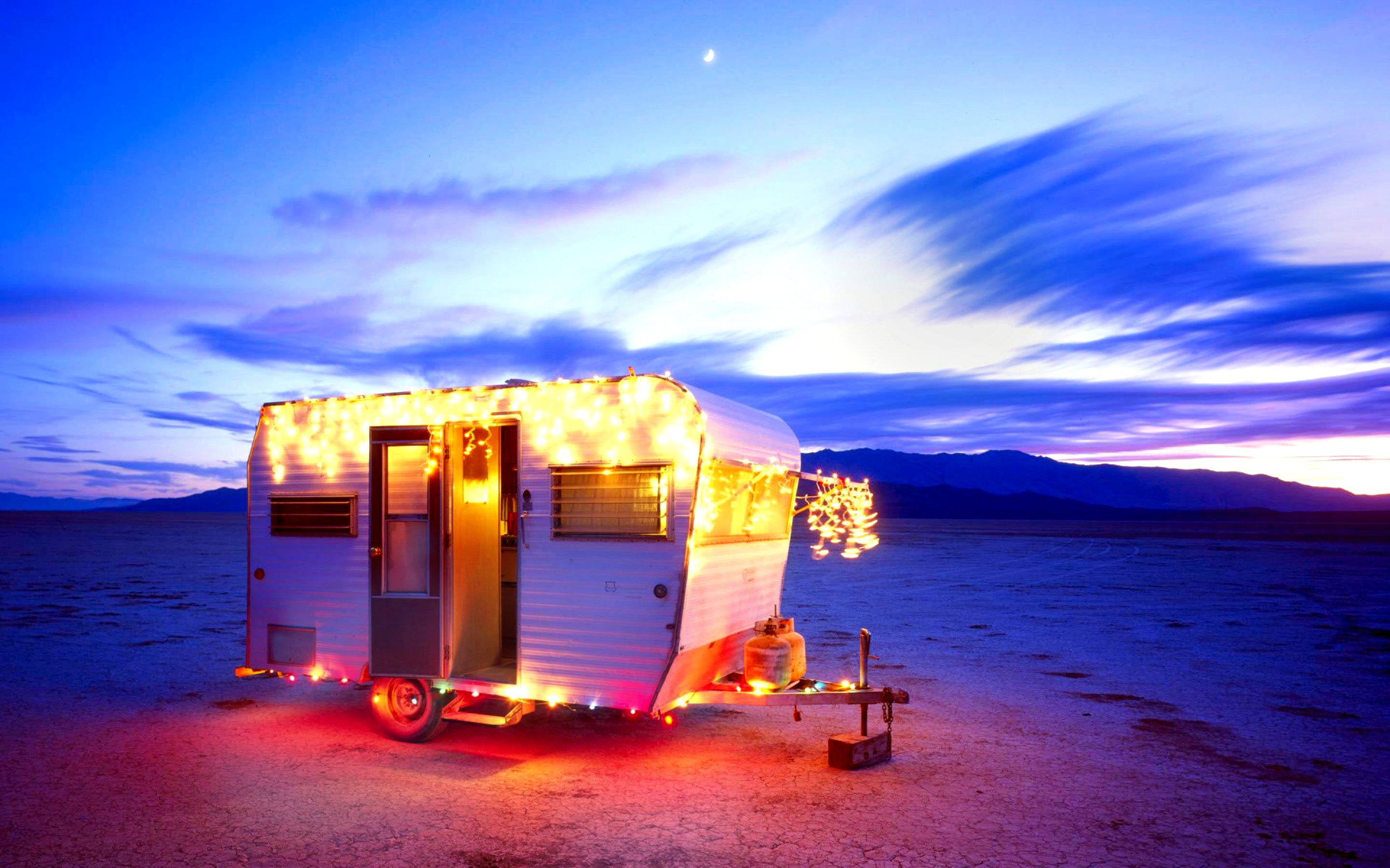 Download mobile wallpaper Desert, Christmas, Holiday, Christmas Lights for free.