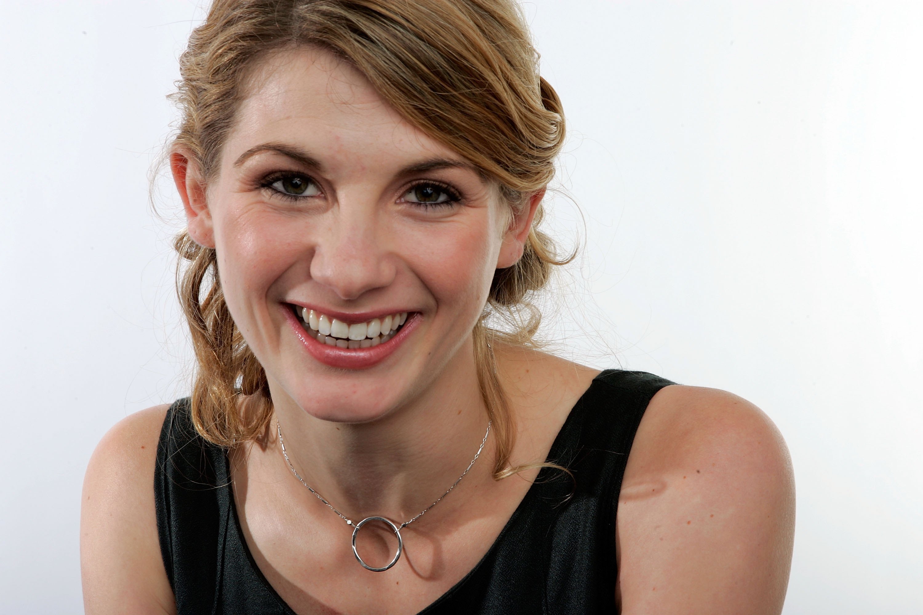 celebrity, jodie whittaker, actress, blonde, face, smile