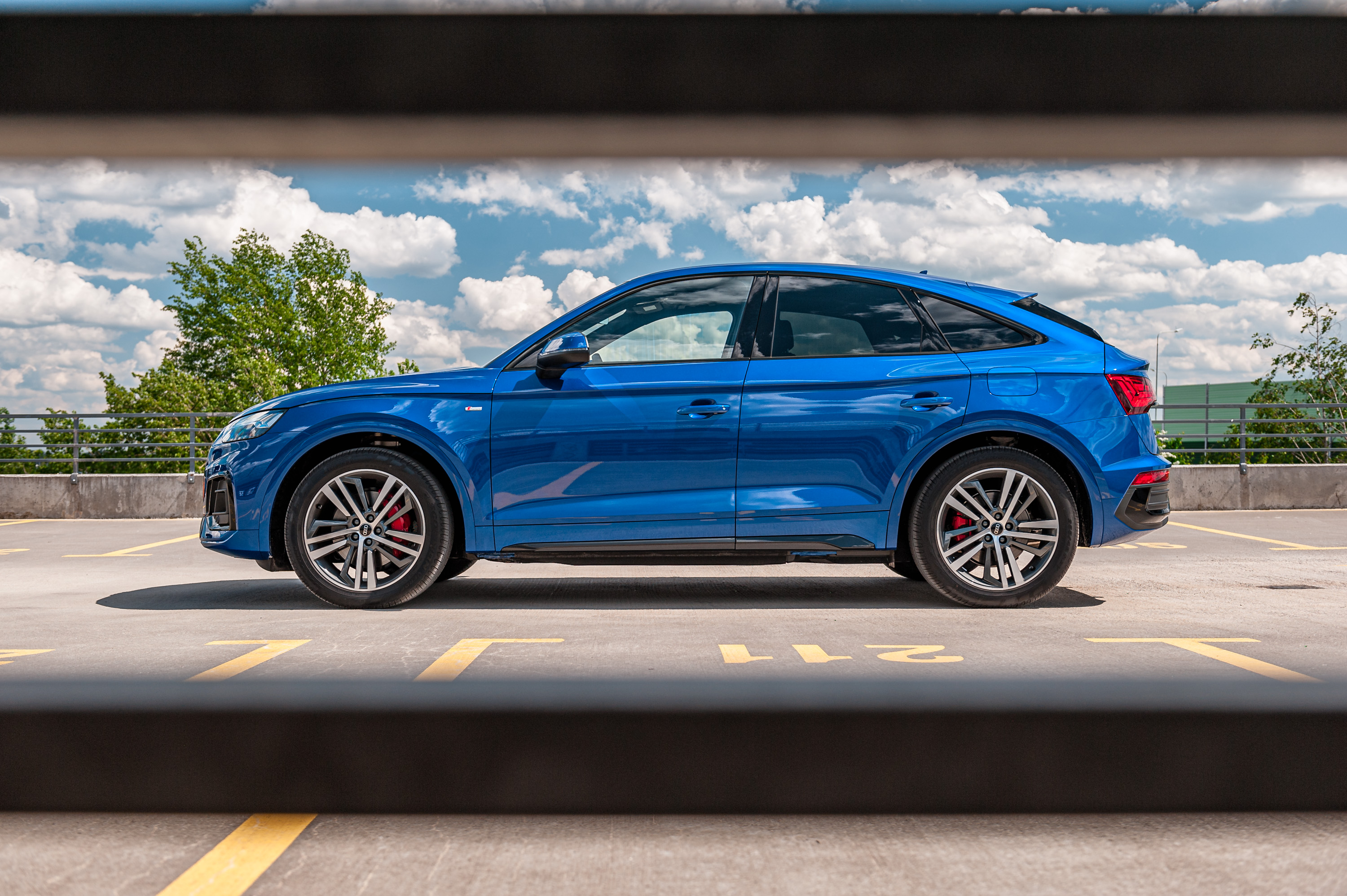 Download mobile wallpaper Audi, Suv, Audi Q5, Vehicles, Audi Q5 Sportback for free.