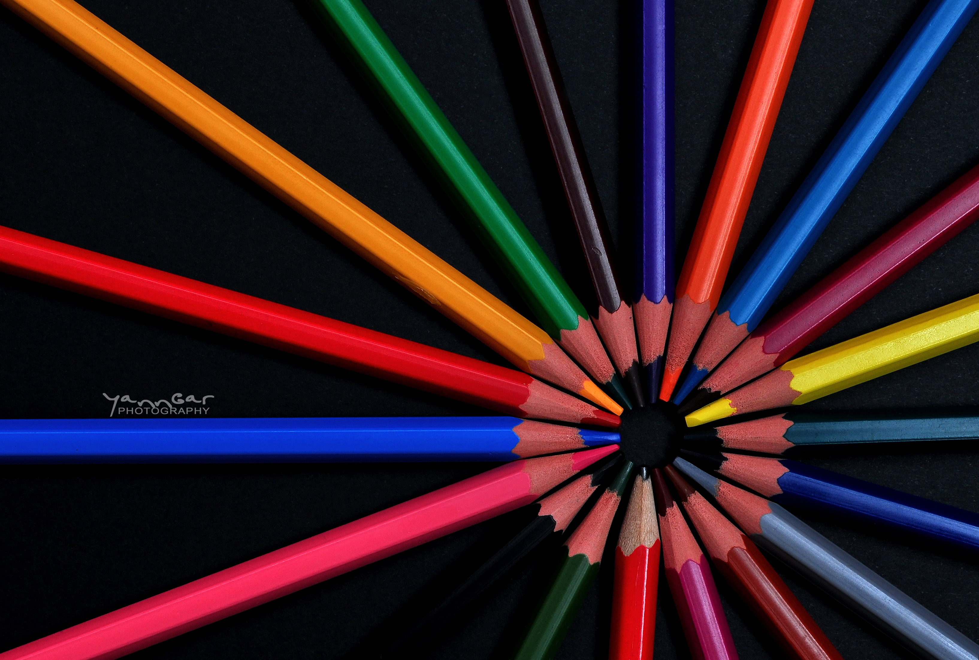 56345 скачать картинку карандаши, разное, разноцветный, цветные карандаши, заточенный - обои и заставки бесплатно