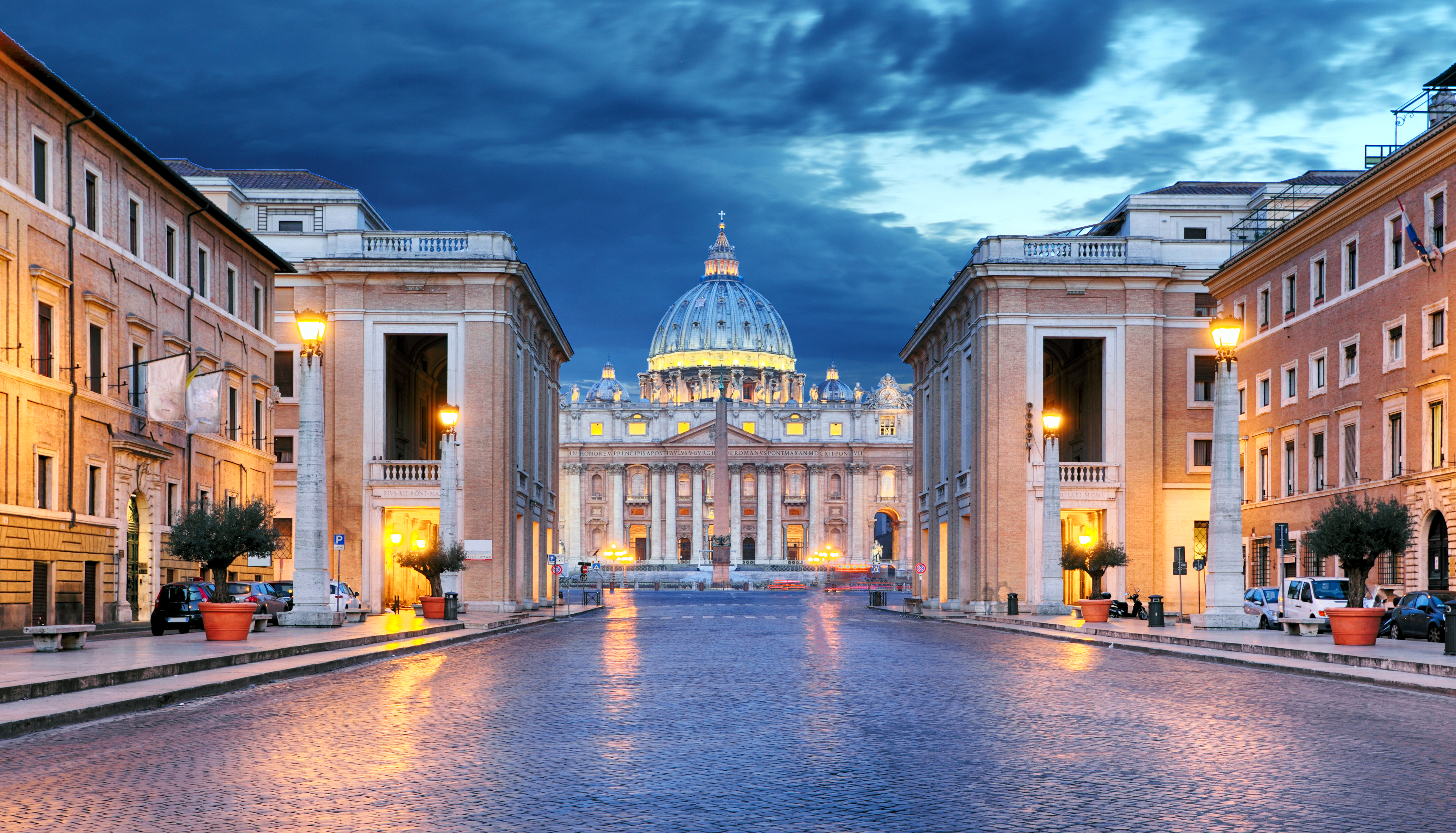 Популярные заставки и фоны Ватикан на компьютер