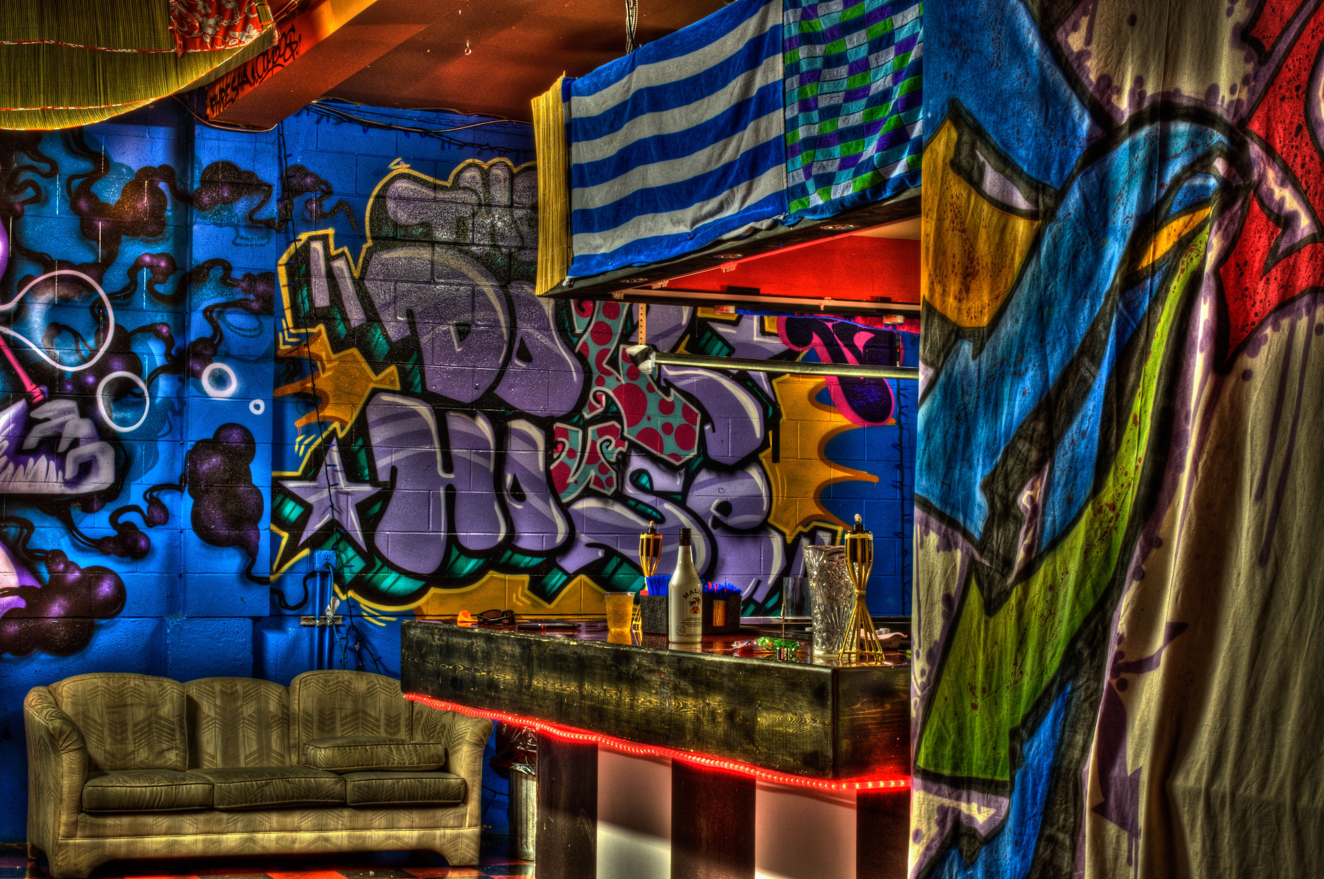 Download mobile wallpaper Graffiti, Artistic for free.