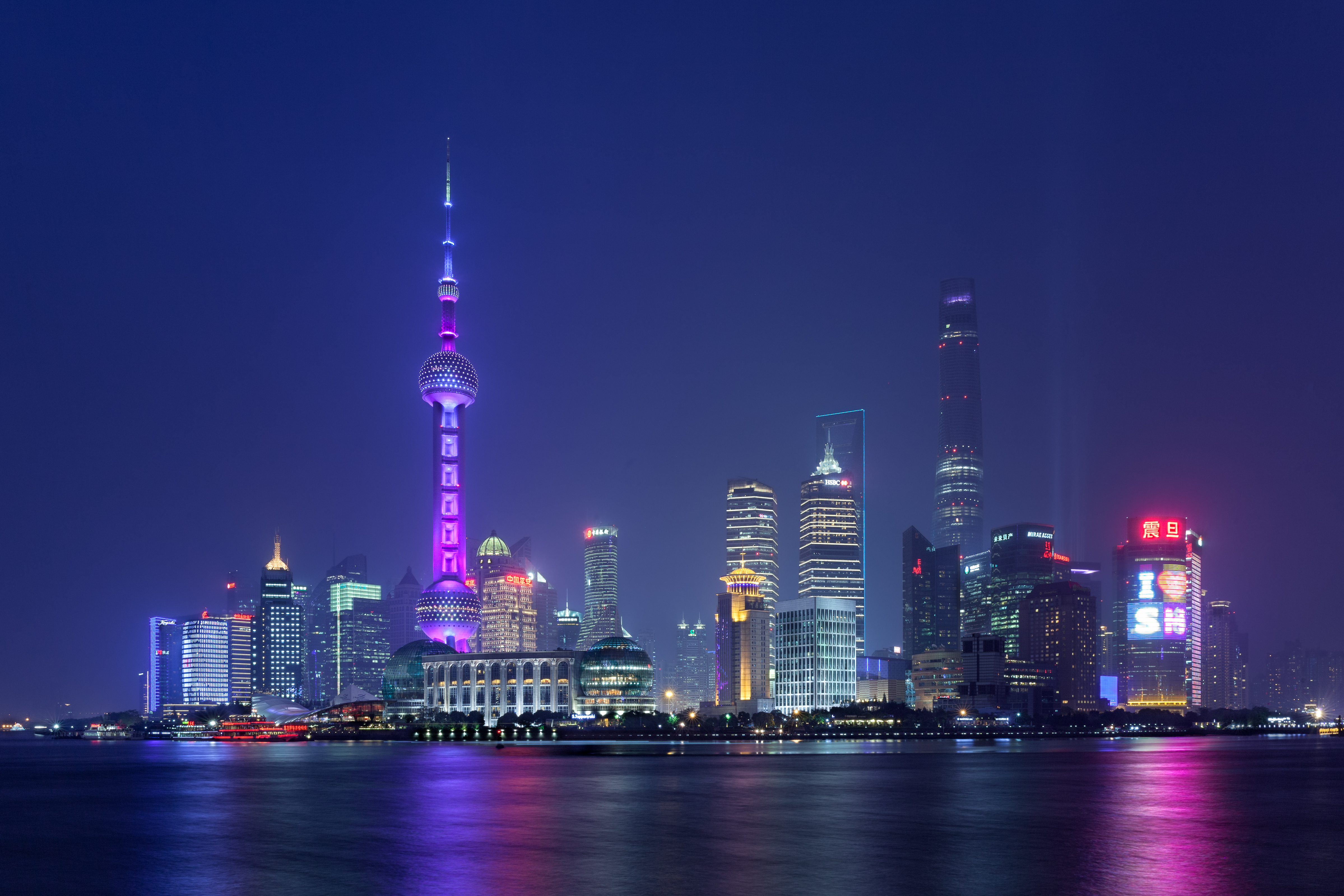 Скачать картинку Башня «Восточная Жемчужина», Шанхай, Кита́й, Города, Сделано Человеком, Ночь в телефон бесплатно.