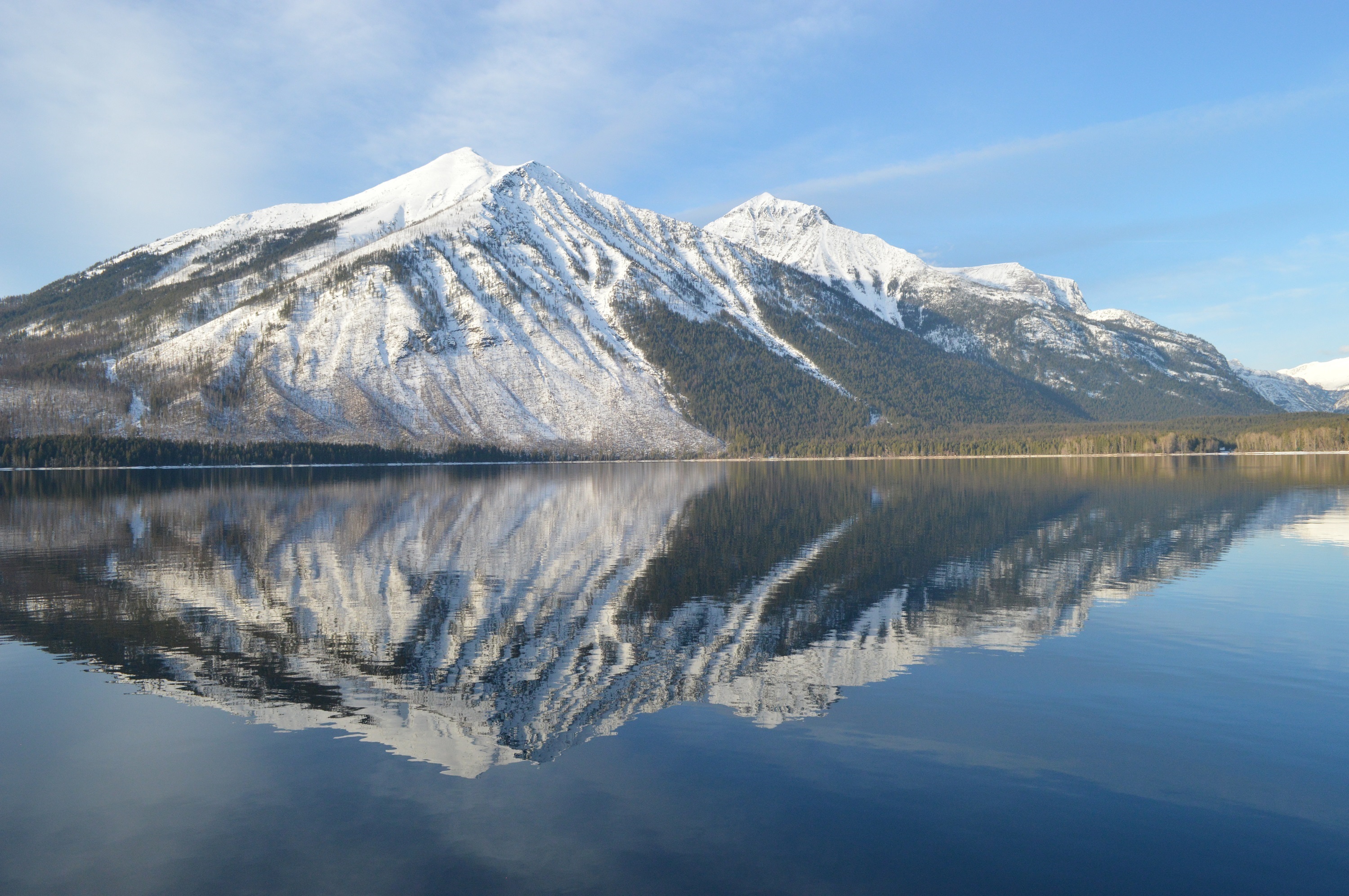 Téléchargez des papiers peints mobile Montagne, Etats Unis, Montana, Parc National Des Glaciers, Terre/nature, Neiger, Réflection, Lac Mcdonald gratuitement.