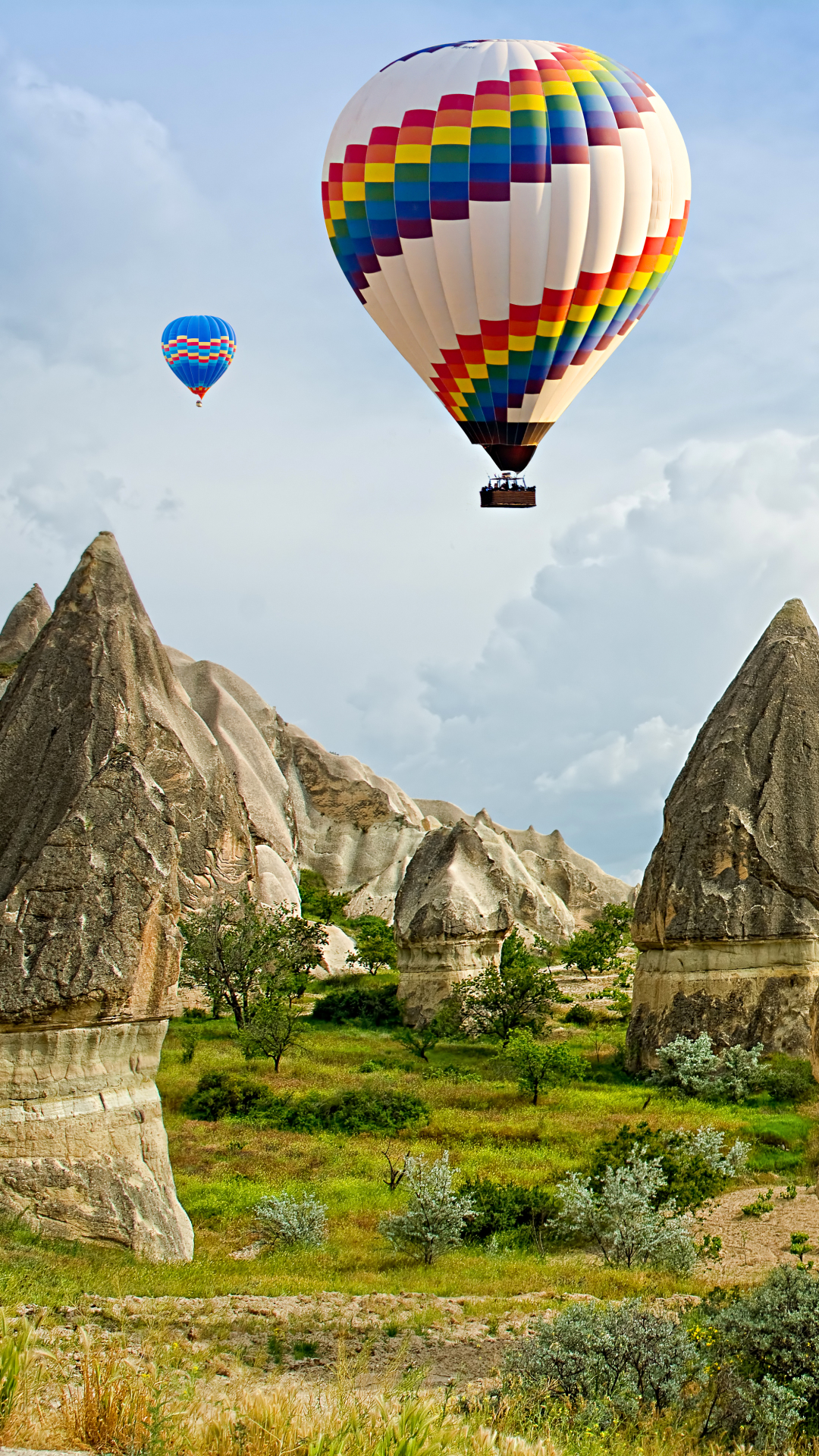 Download mobile wallpaper Cloud, Turkey, Vehicles, Hot Air Balloon for free.