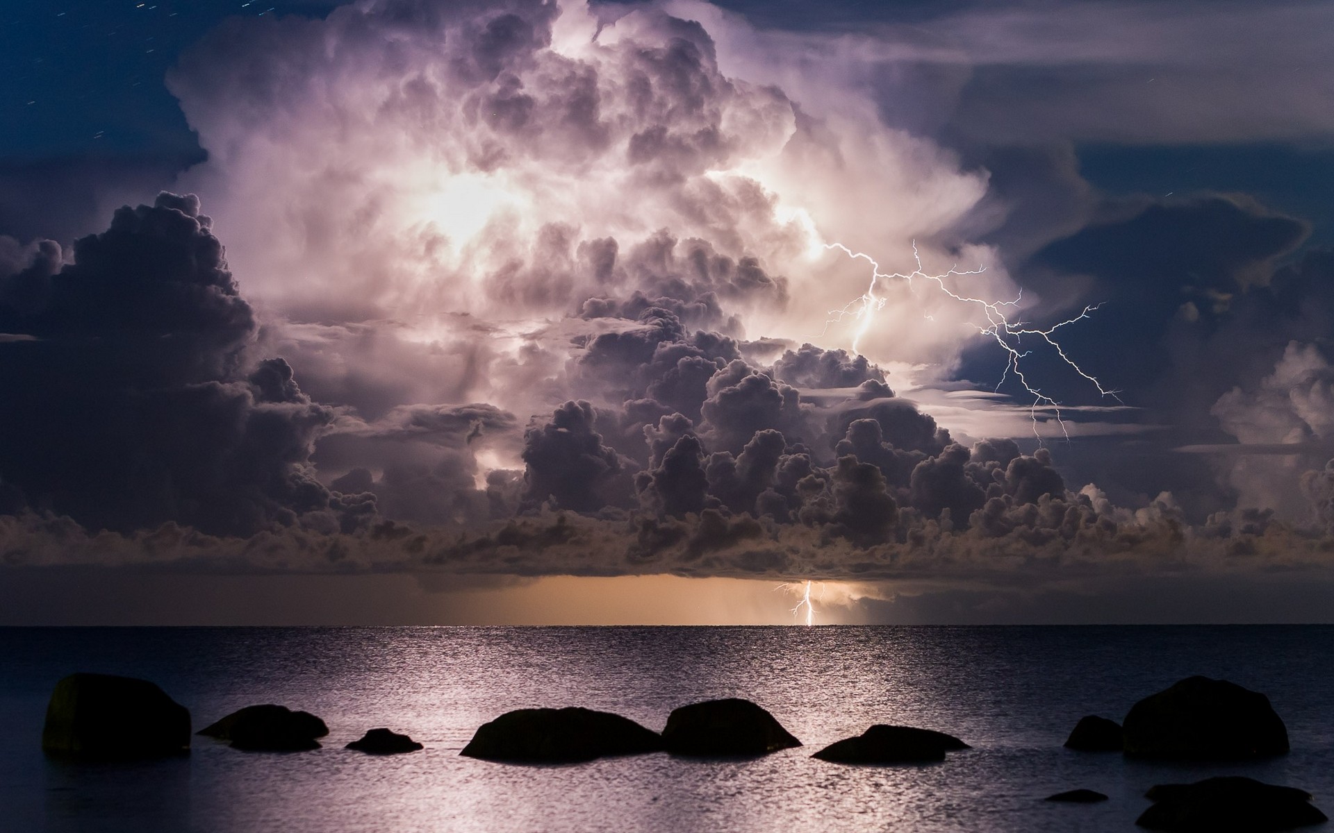 Free download wallpaper Nature, Lightning, Ocean, Earth, Storm, Cloud, Seascape on your PC desktop